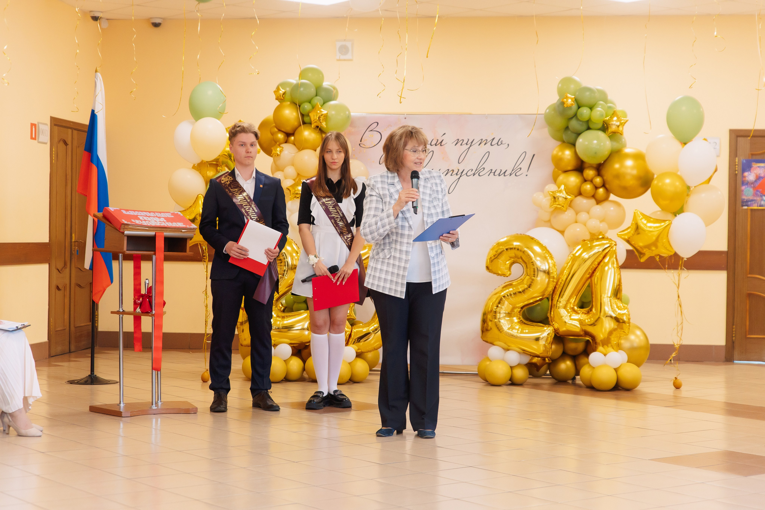 Последний звонок. Фотограф в Кронштадте и Санкт-Петербурге Анастасия Коваленко