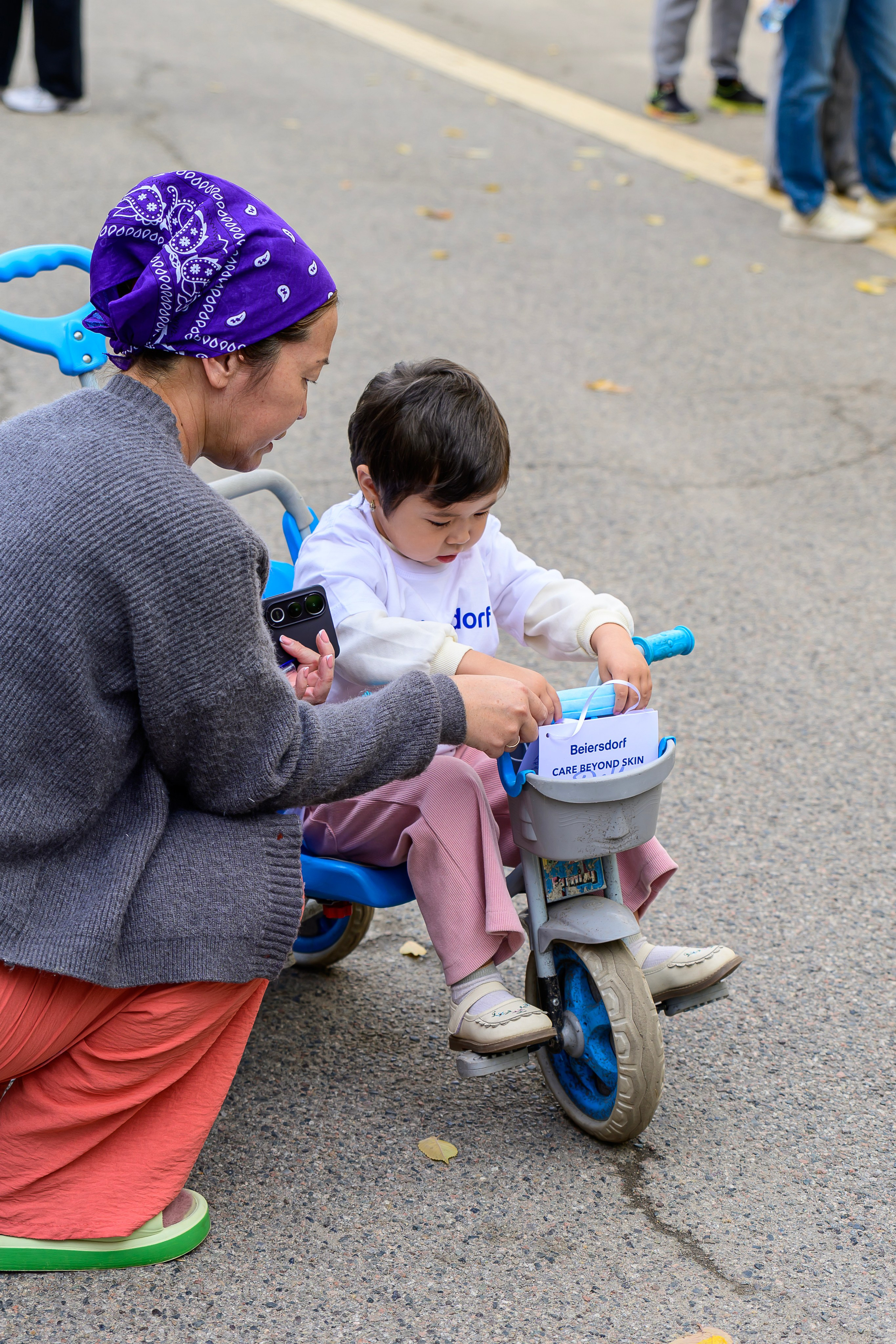 Фотосъемка мероприятия Благотворительная акция «Центре Педиатрии» Care Beyond Skin Day. Фотограф в Алматы Егор Поленов