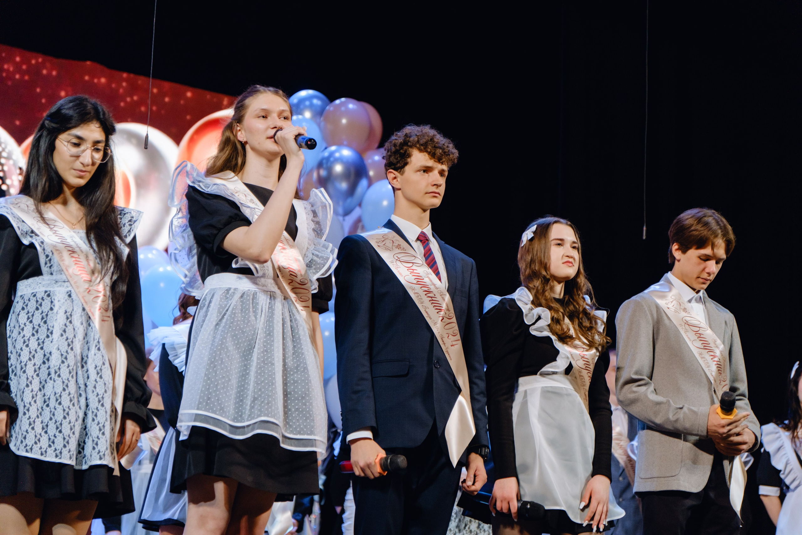 Последний звонок 11 класс. Фотограф Софья Володкина