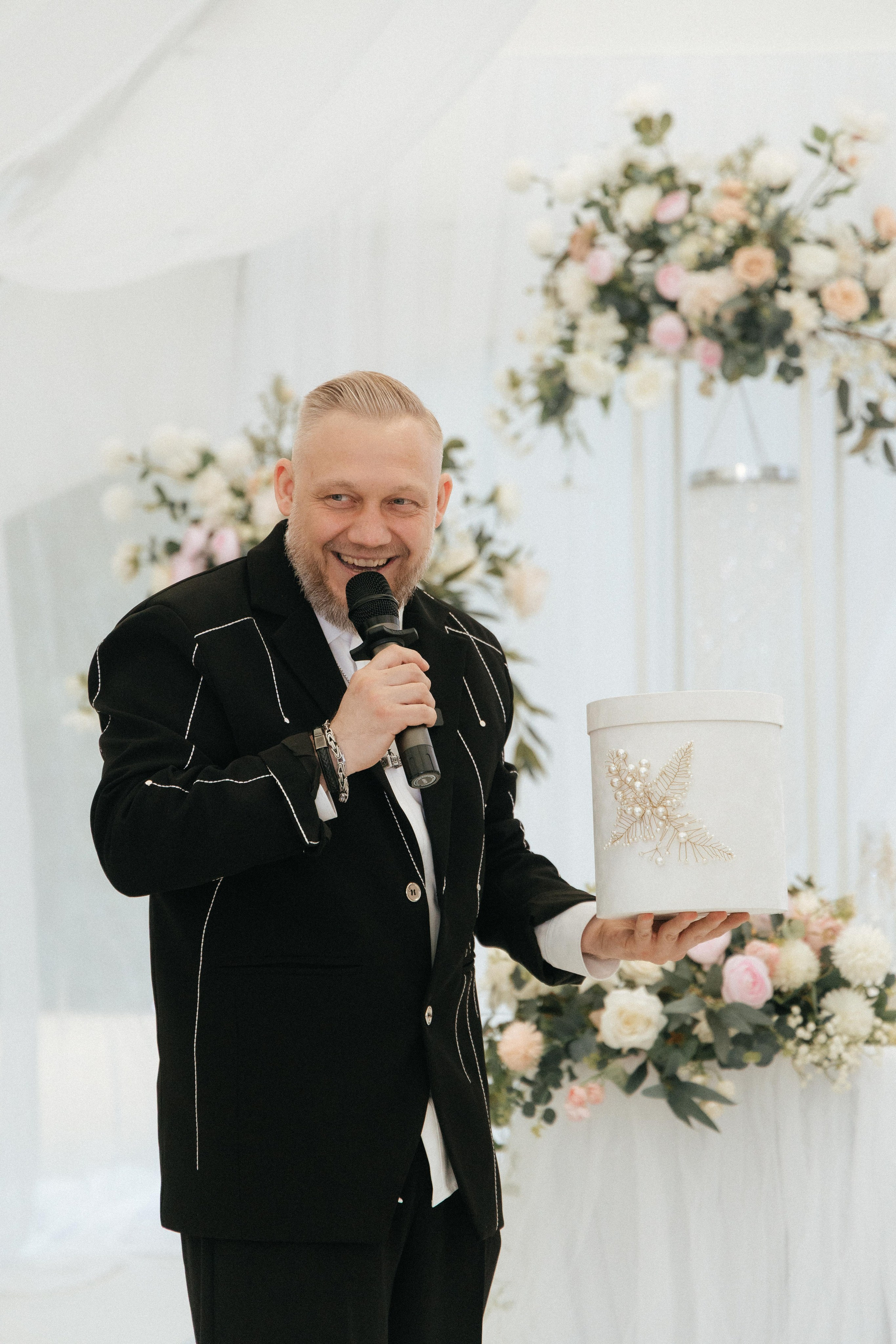 Дерзко и со вкусом. Артём Бачурин — свадебный фотограф Воронеж