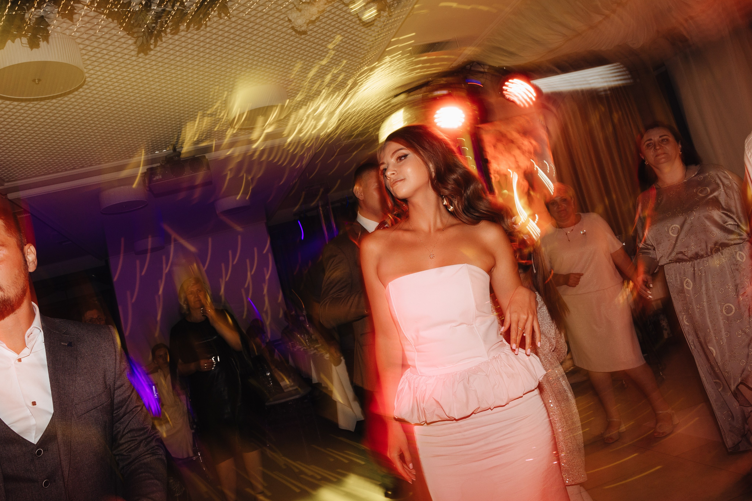 Денис и Анастасия. Семейный и свадебный фотограф в Донецке Елена Гордеева