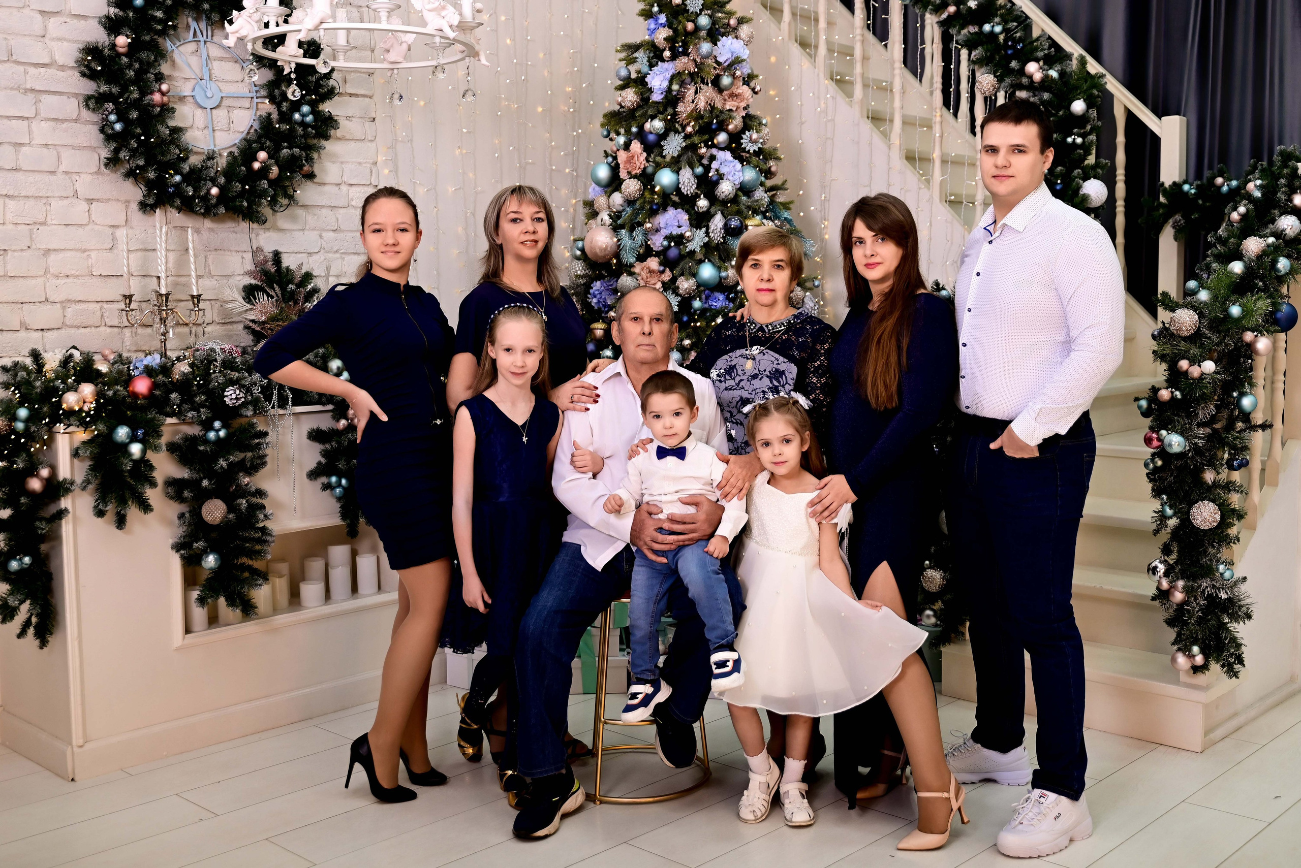 Новогодняя фотосессия. Фотостудия Зефир. Фотосессии в студии под ключ. Москва. Семейные и детские фотосессии