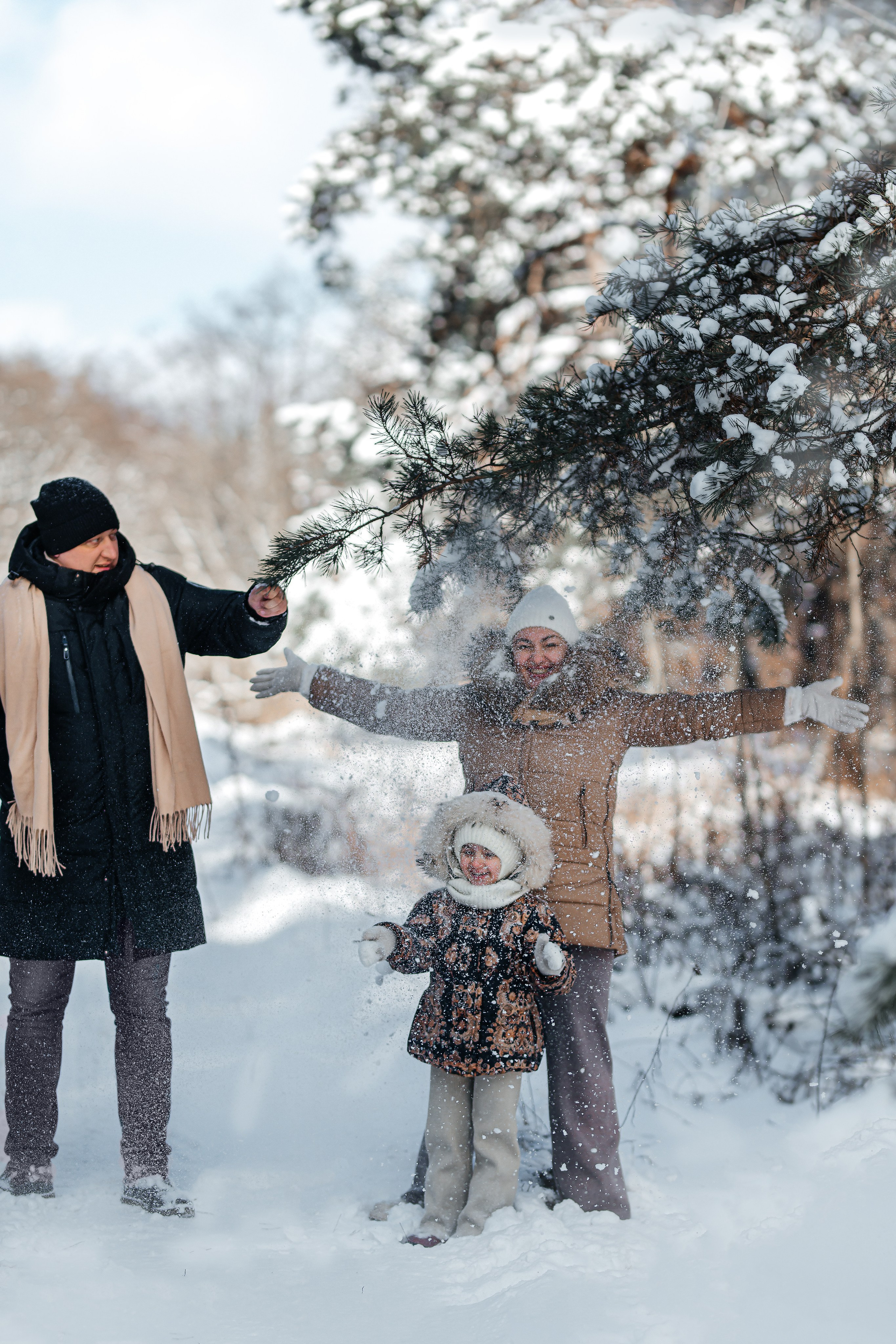 Ирина, Андрей и Ульяна. Фотограф Таинств Крещения и Венчания в г. Курске