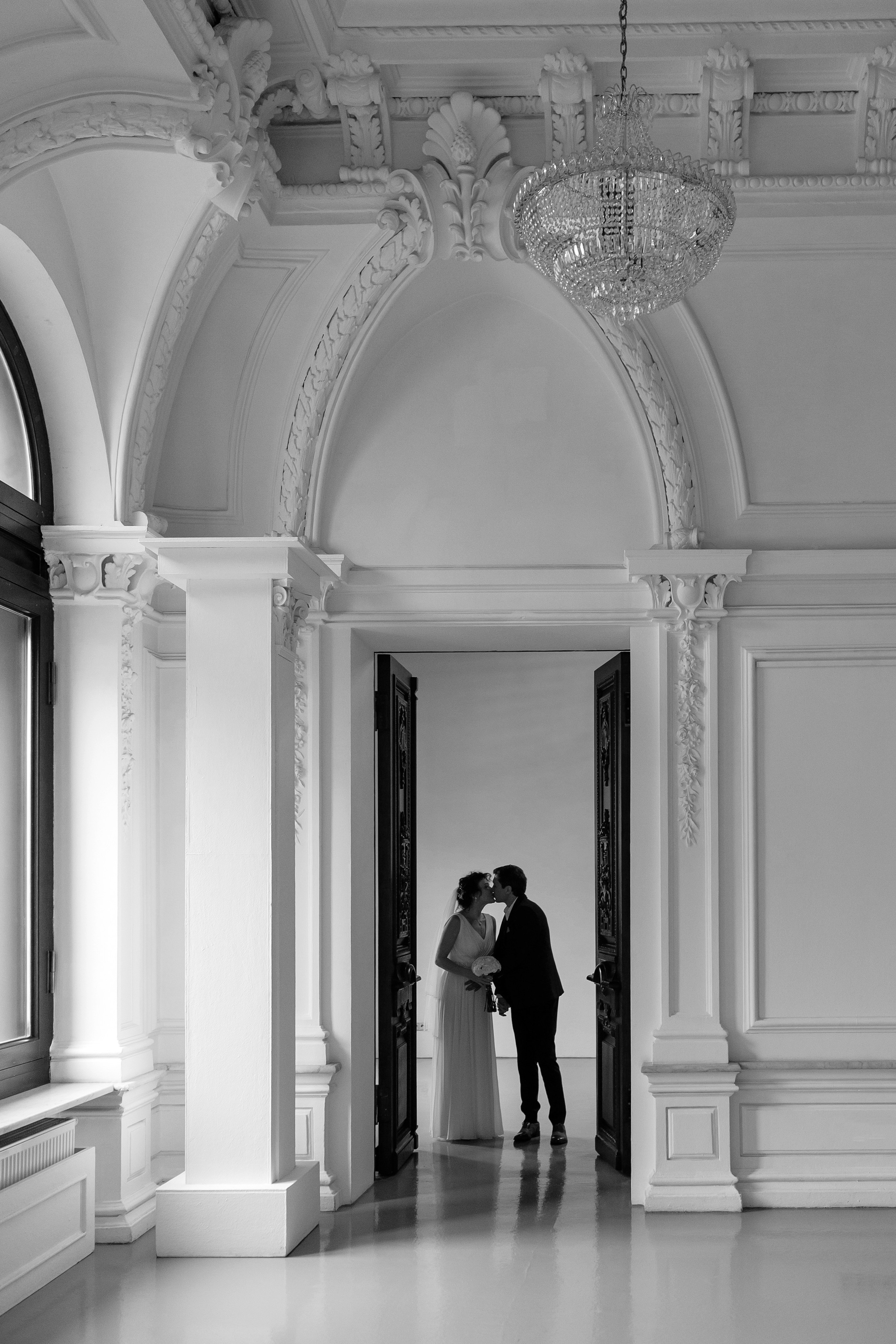 Свадебная фотосессия в Особняке Спиридонова