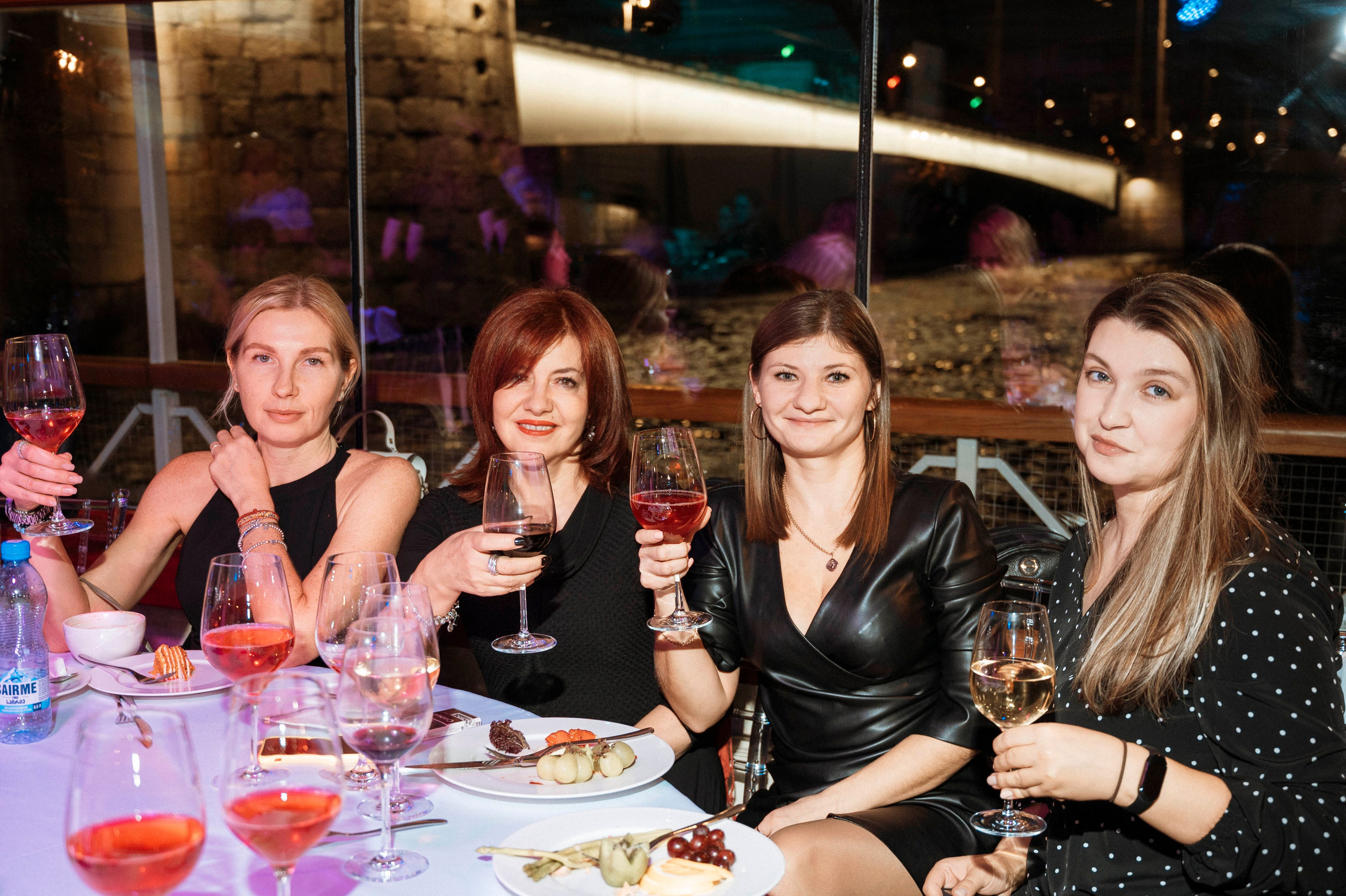 EISENBERG Корпоратив // Astra Marine Гала-ужин на теплоходе. Фотограф Элина Брусенцева