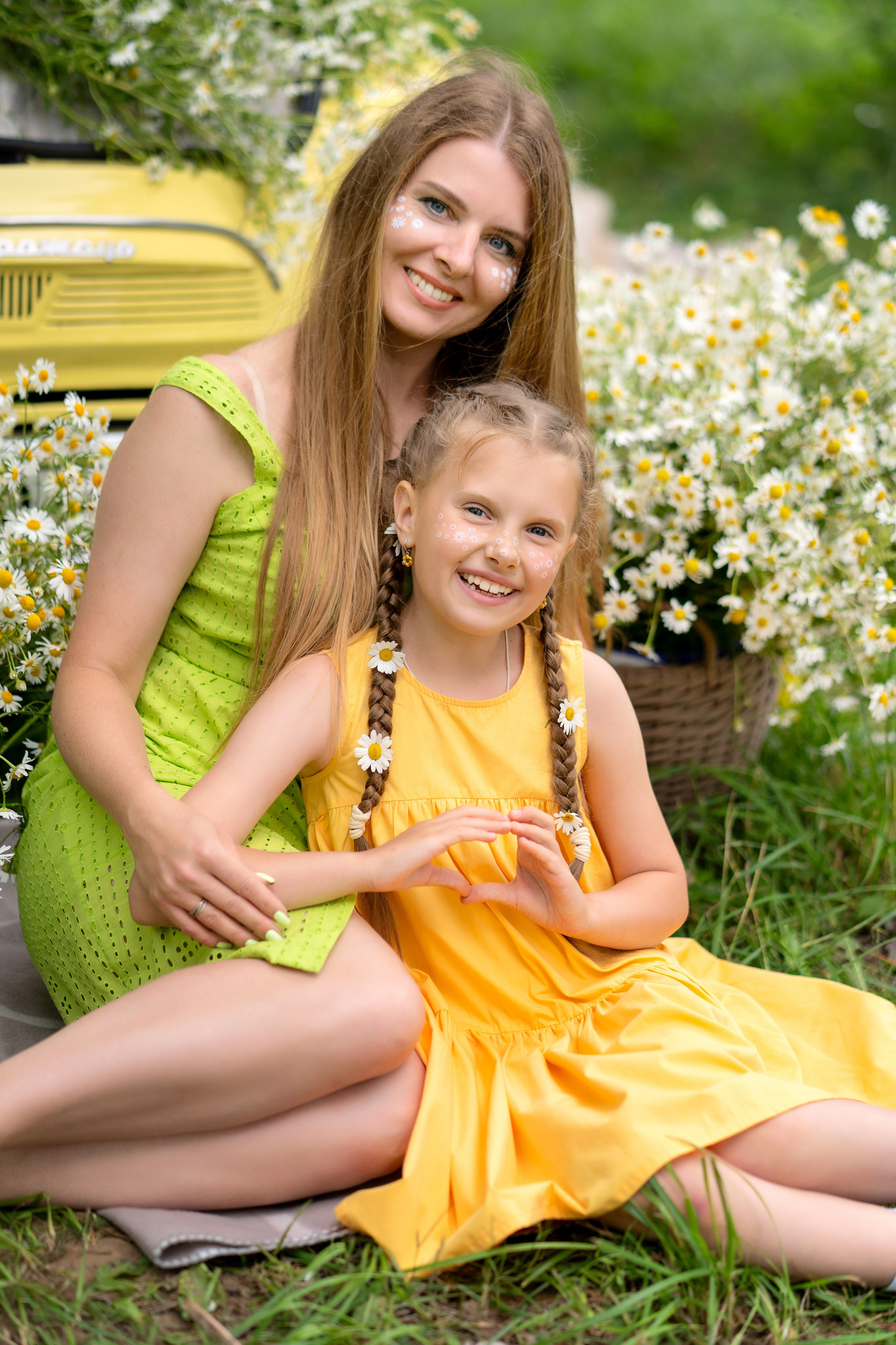 Фотодень Машина с ромашками. Семейный и свадебный фотограф Минск, Беларусь Анна Орловская