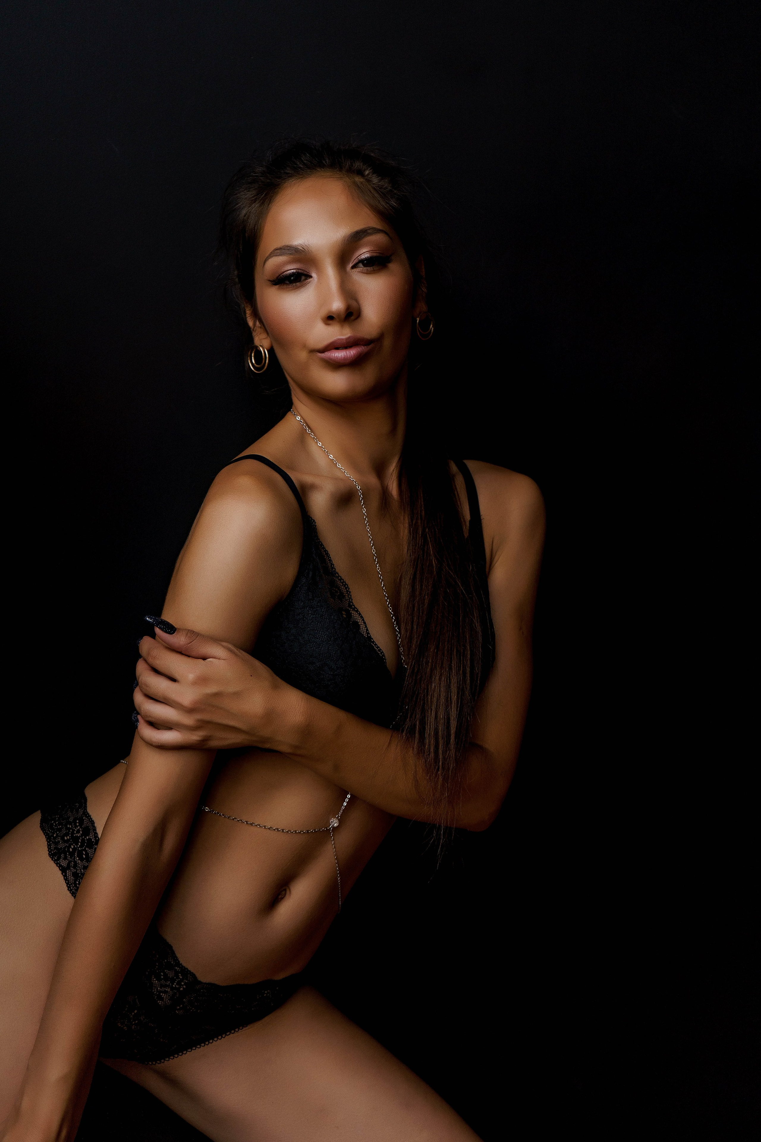 Азиза (в белье). Фотограф из Владивостока Юлия Черепова