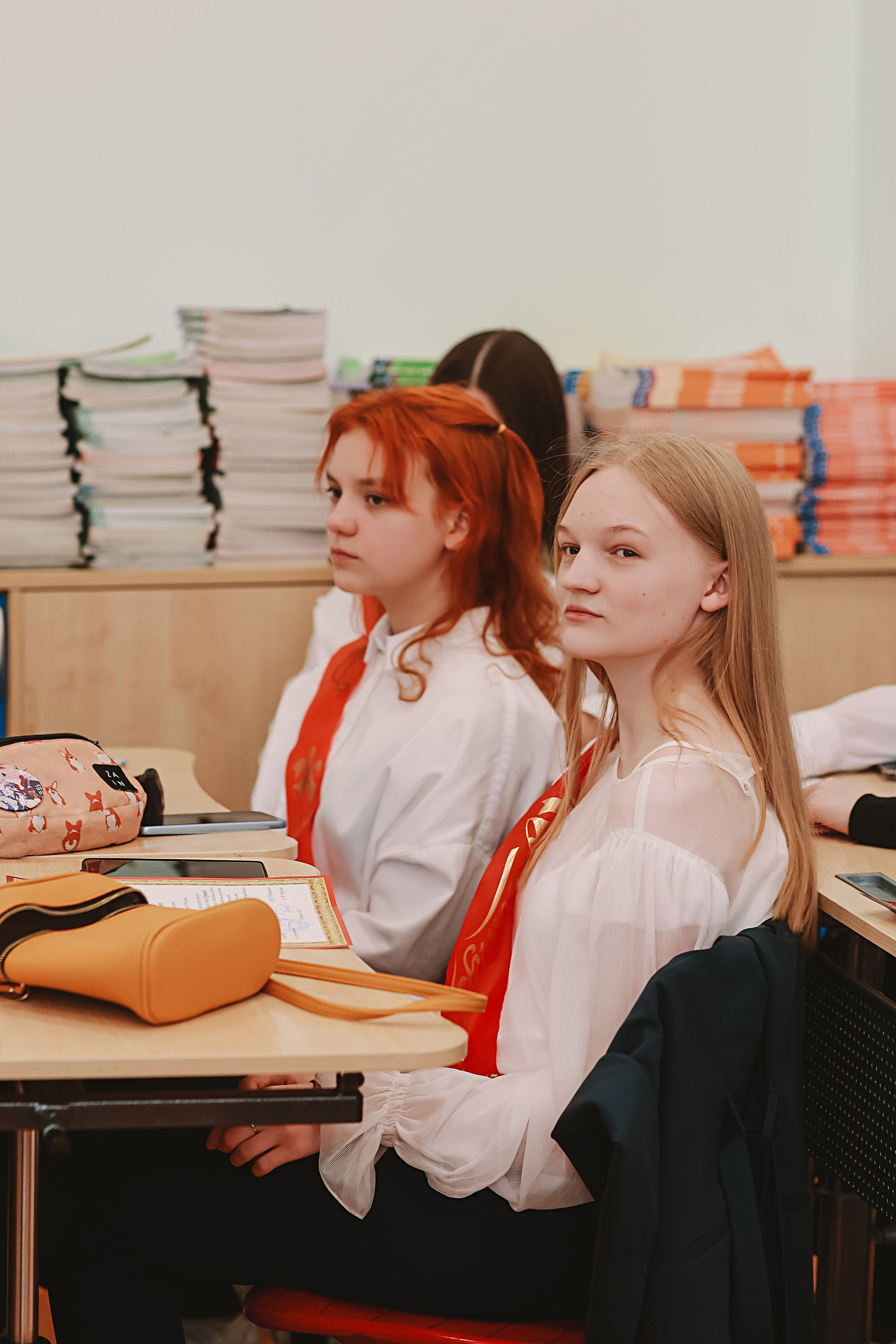 Последний звонок. Семейный фотограф Тюмень, фотограф на роды Салмина Мария