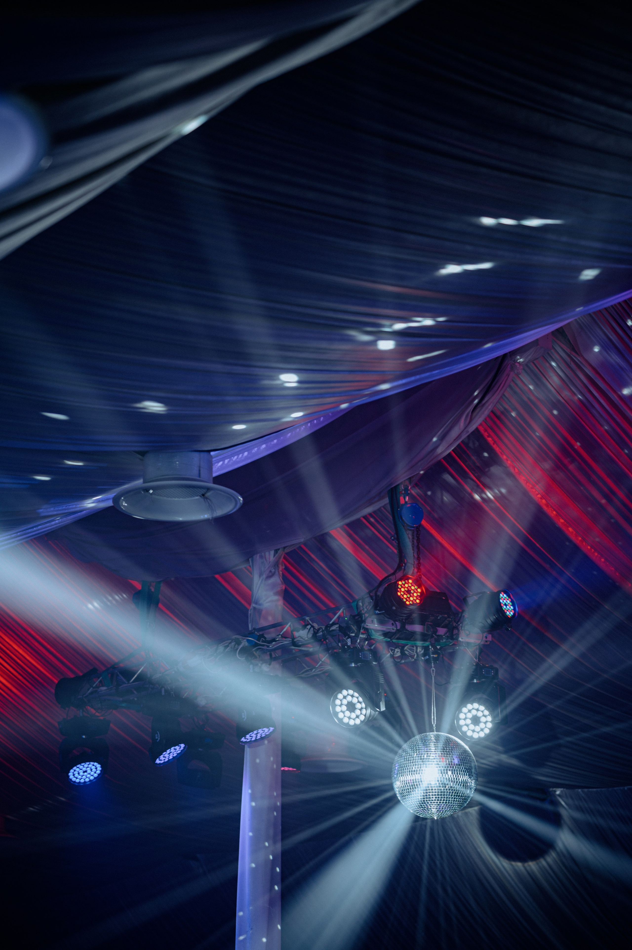 ВОВА И ОЛЕСЯ. Свадебный и семейный фотограф Никита Корохов