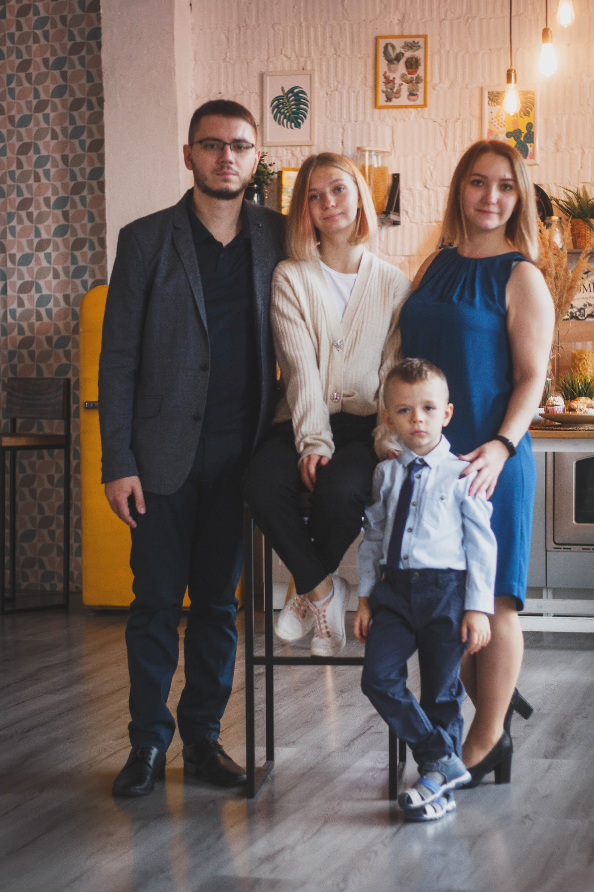 Мария, Александр, Виктория и Артем. Детский и семейный фотограф в Москве