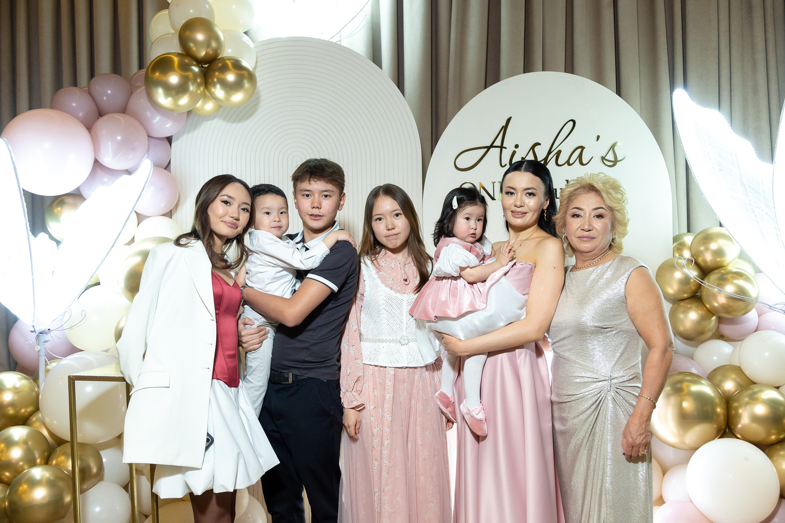 Айше 1 годик. Свадебный фотограф в Алматы Айгерим Верба