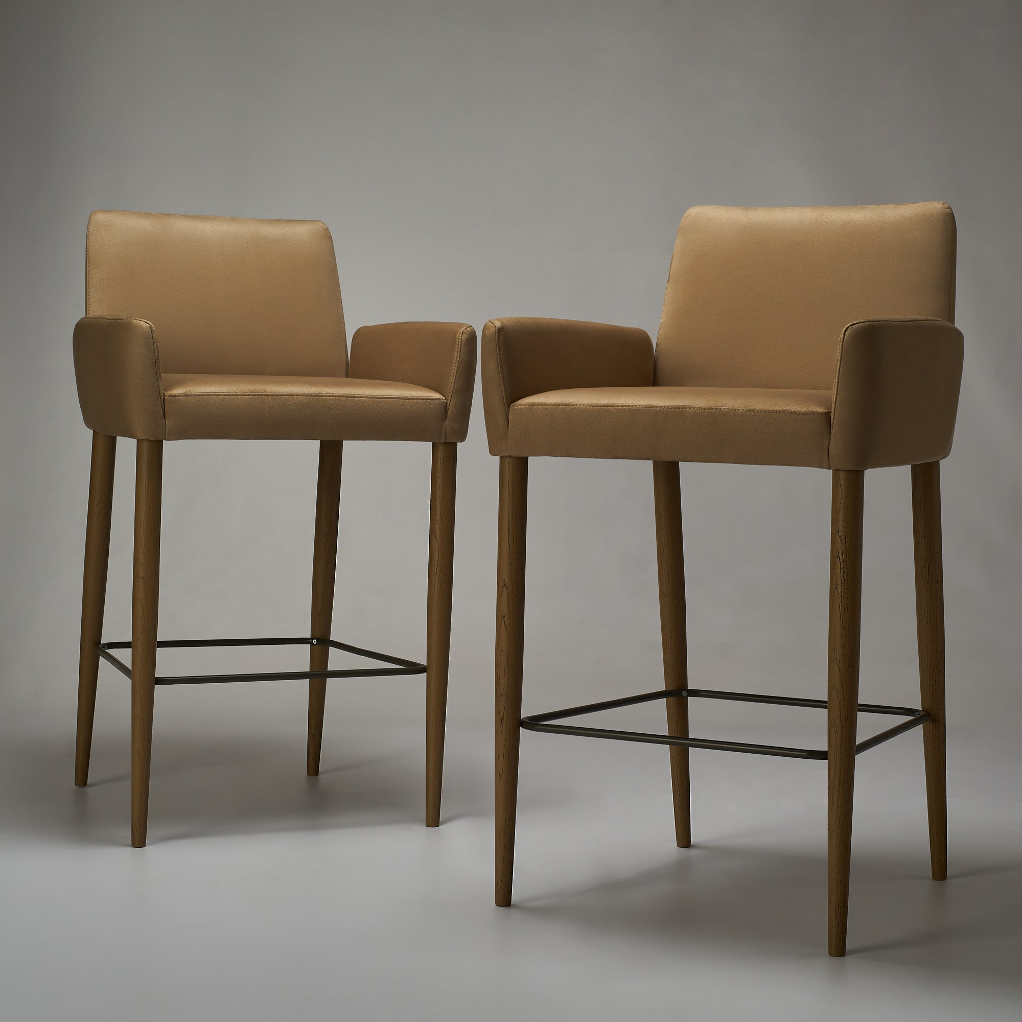 Стулья, предметная фотосъёмка для сайта