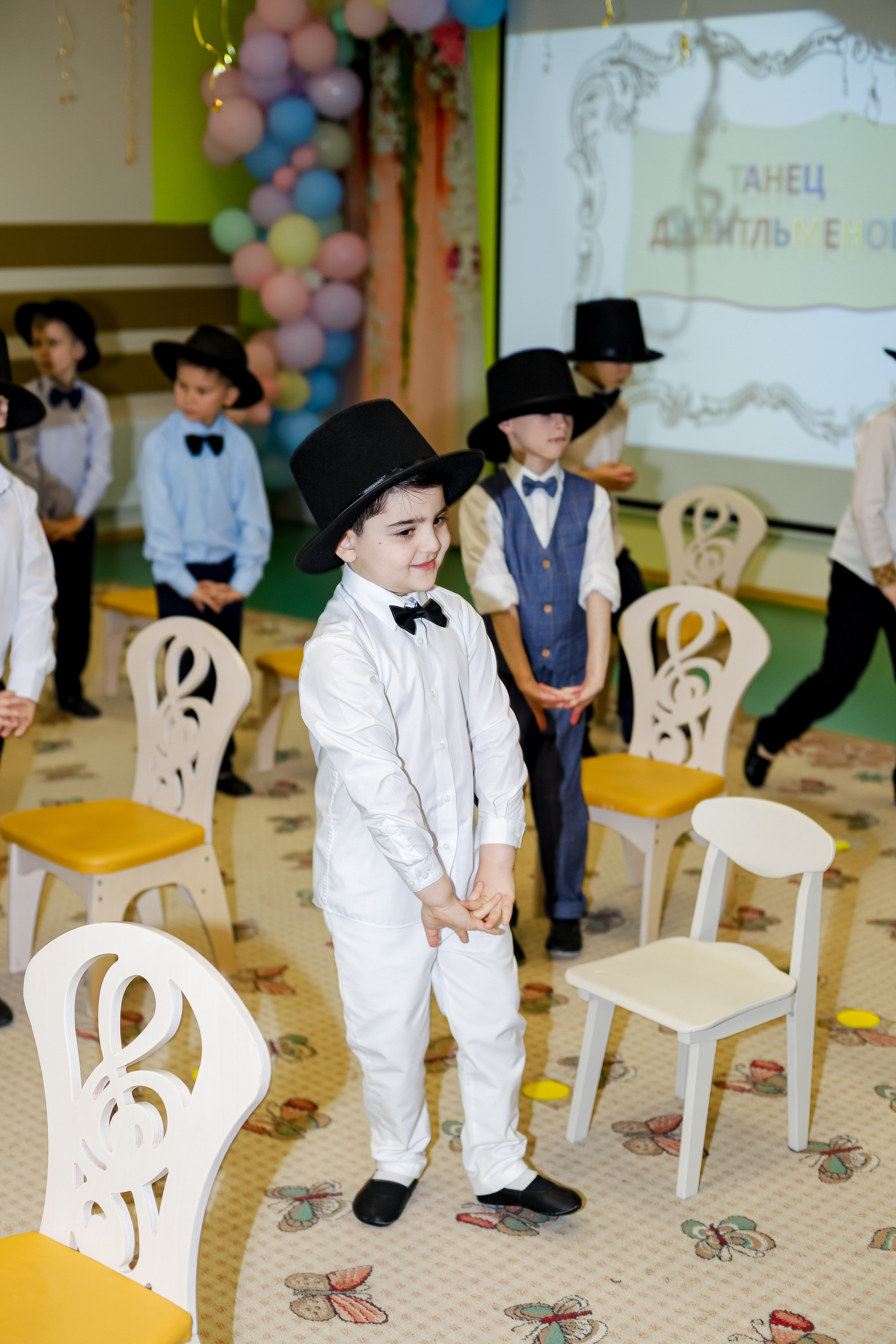 Съёмки праздников и выпускных в детских садиках и школах. Семейный и детский фотограф Эльвира Билибина