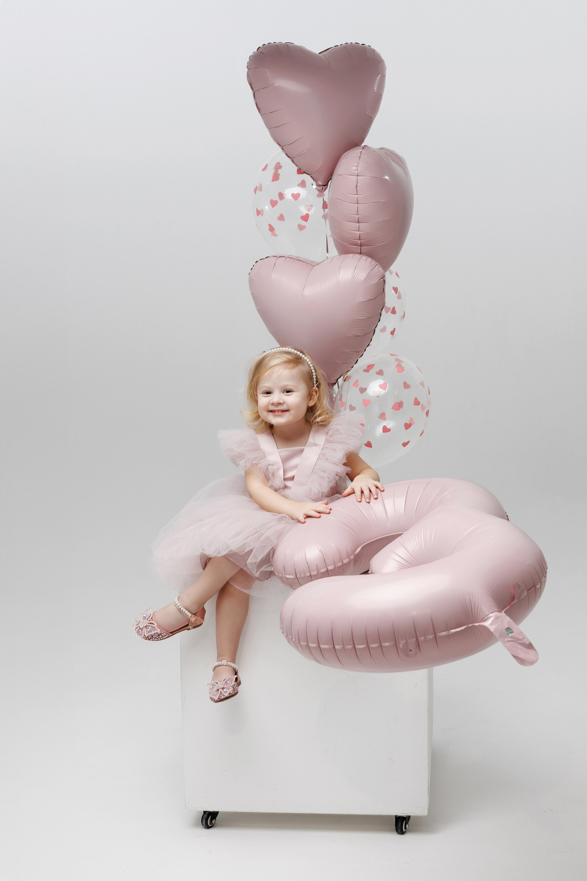 Съемка Дня Рождения Алисы в фотостудии CROSS-STUDIO зал IDEAL. Свадебный и семейный фотограф в Москве и МО Елена Агапова