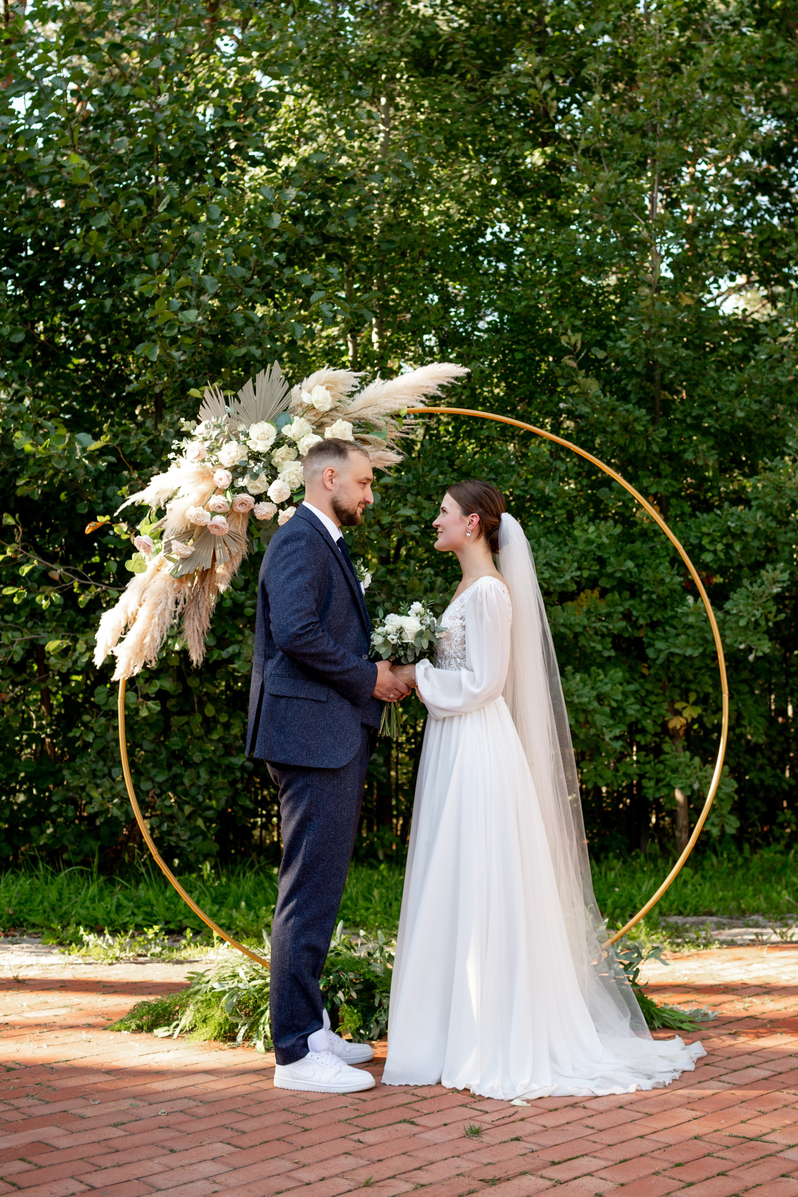 Свадебная фотопрогулка в Пушкине. Свадебный фотограф Кирилл Белый