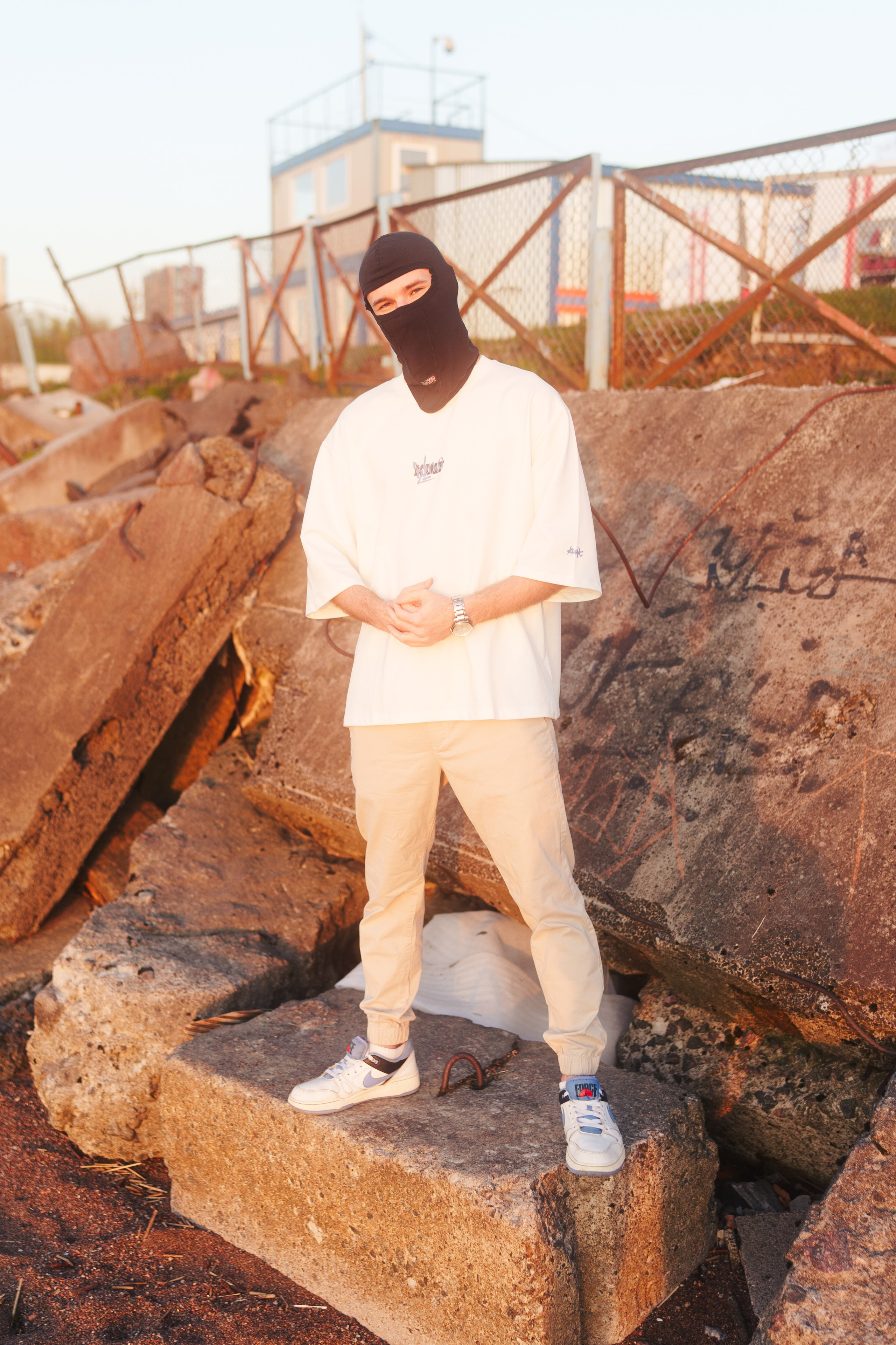 KULT wear outside. Фотограф в СПБ Алмаз Камаев