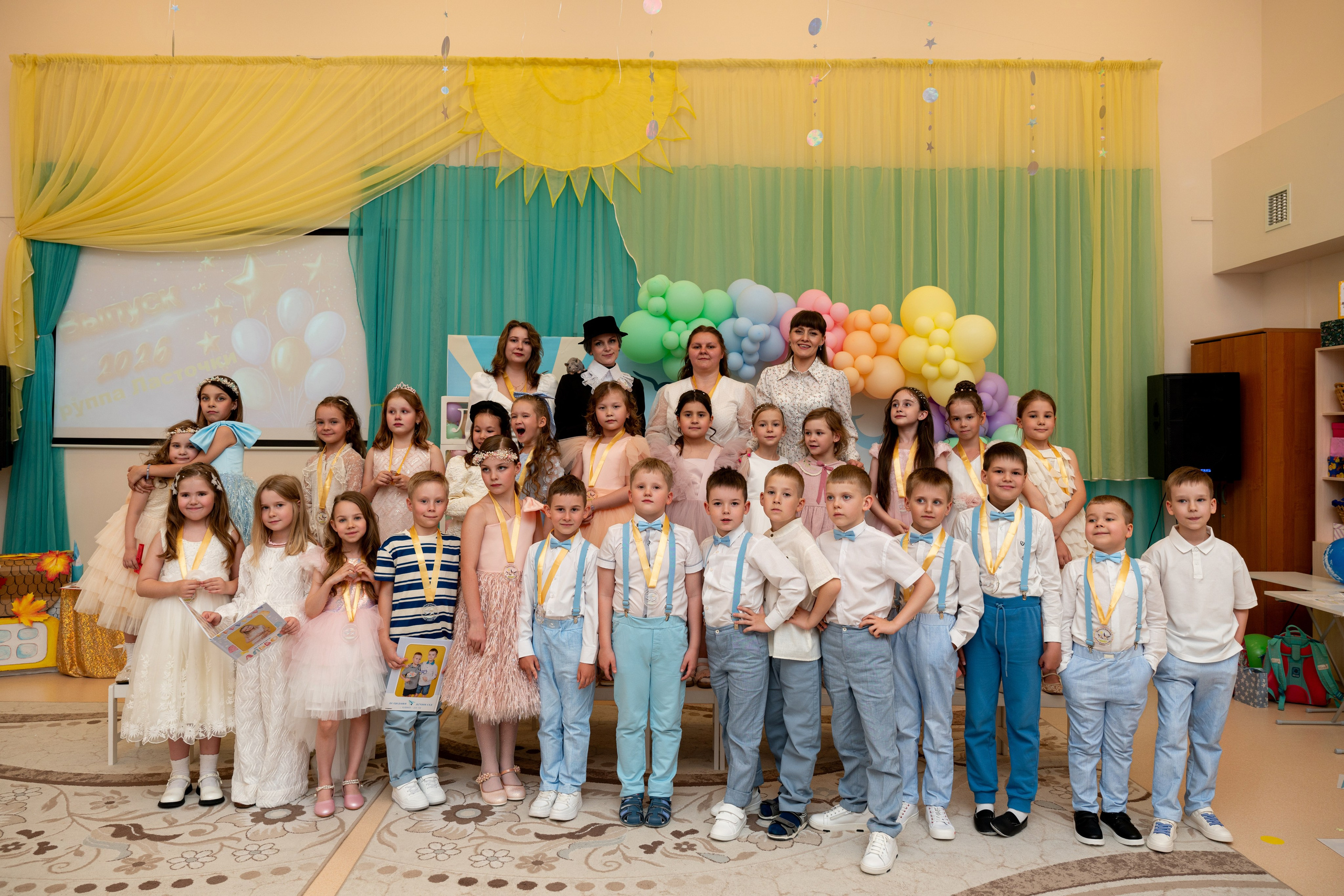 САДИК «ВИШЕНКА» (ВЫПУСКНОЙ). Фотограф на любое мероприятие