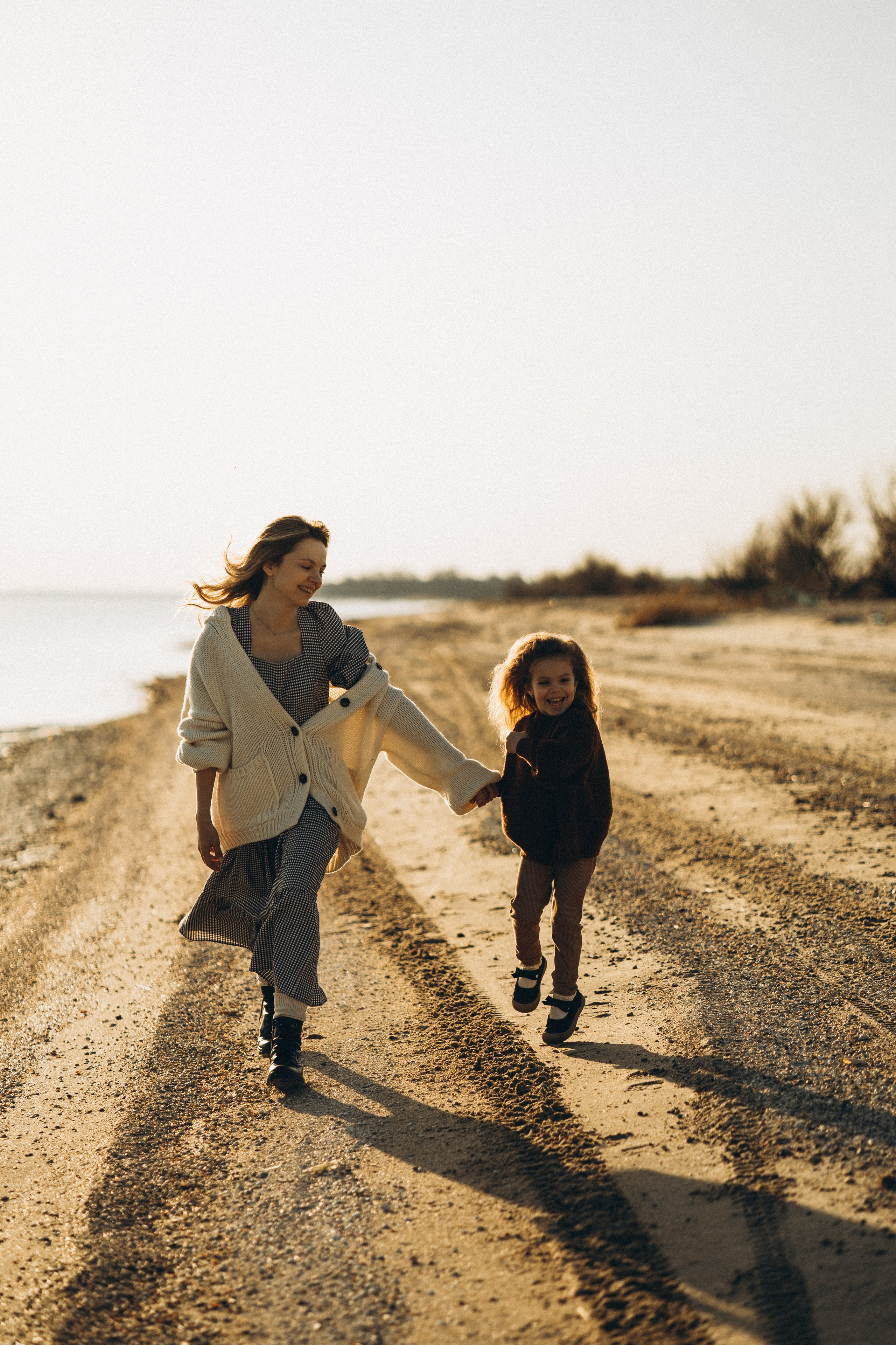 Мама и дочка, такая нежная весна. Семейный и детский фотограф, таганрог, ростов-на-дону