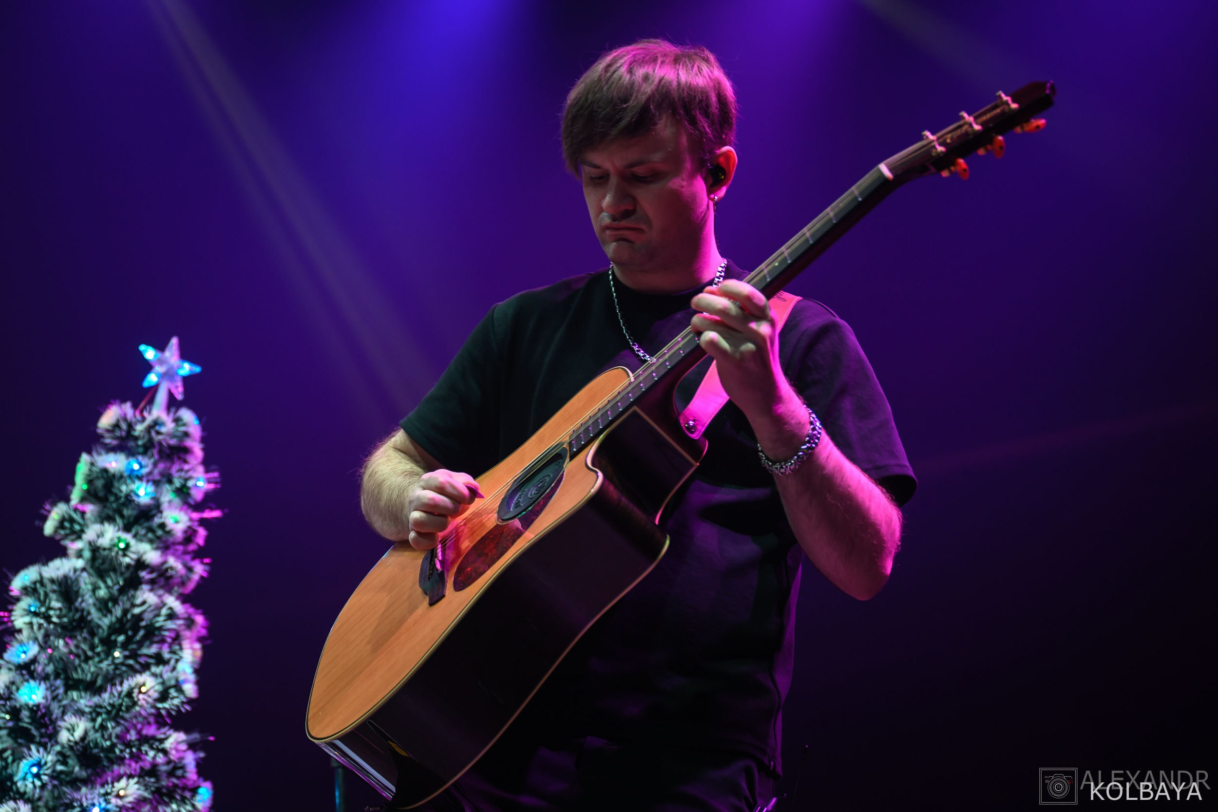 Фоторепортаж с Метал-Елки 2026. Концертный и театральный репортажный фотограф в Москве Александр Колбая