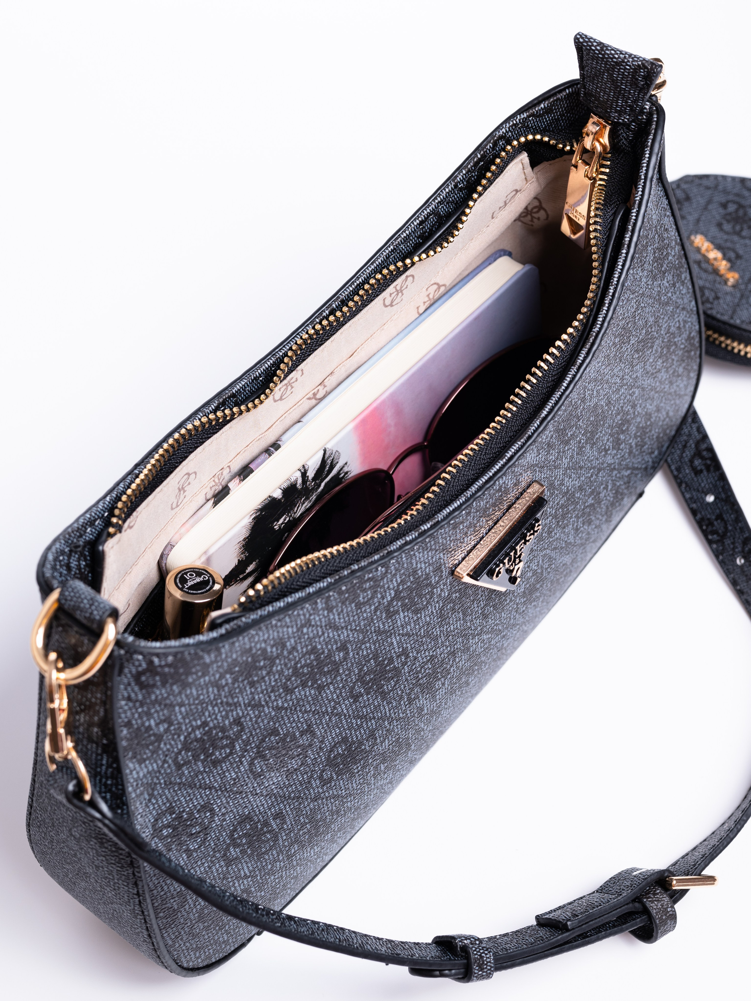 Сумки. Предметный фотограф, фото для маркетплейсов Пятигорск, КМВ