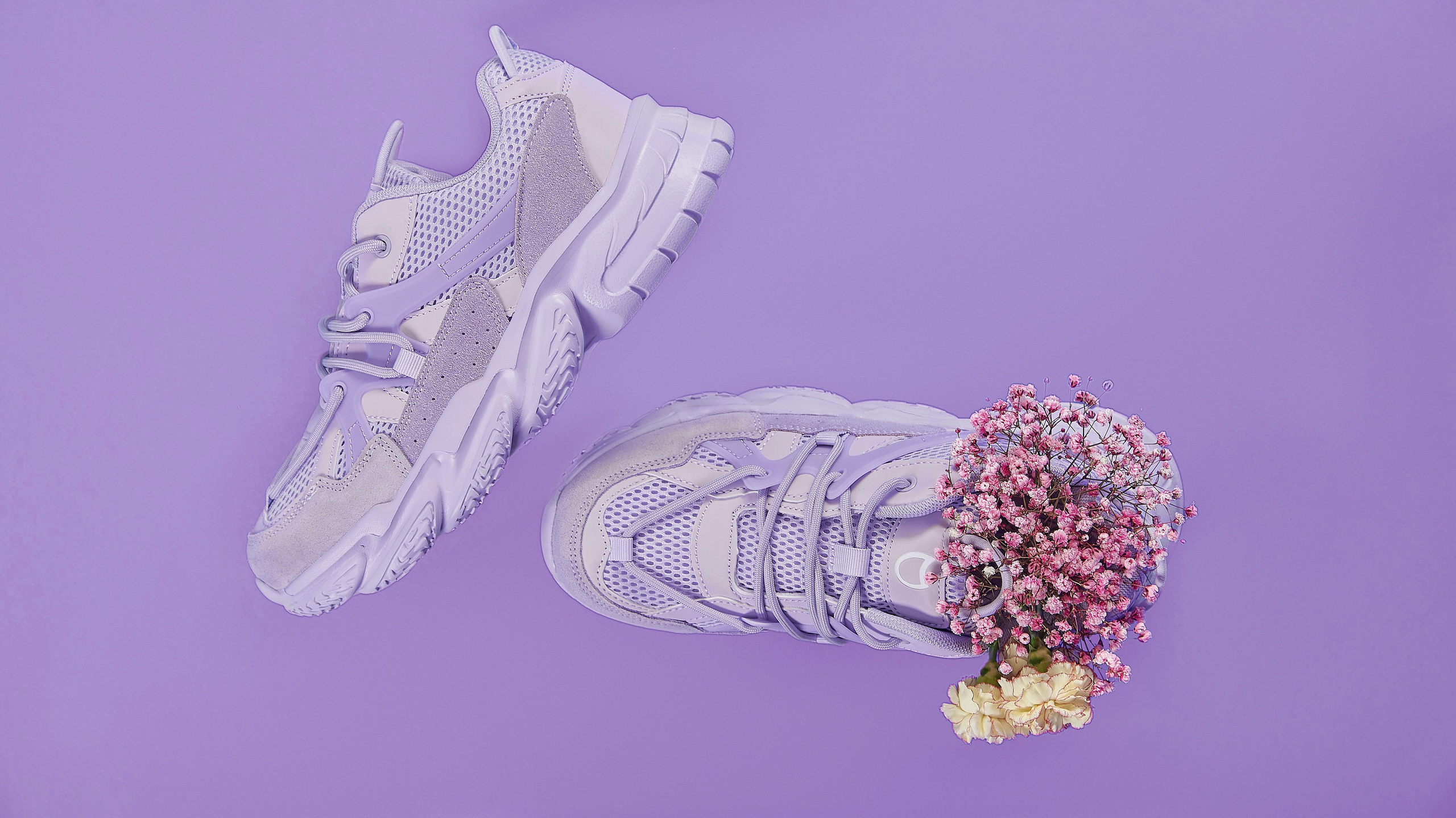 Детская обувь — Shnurki — На цветном фоне. Фотограф Яковлев Роман — Красноярск