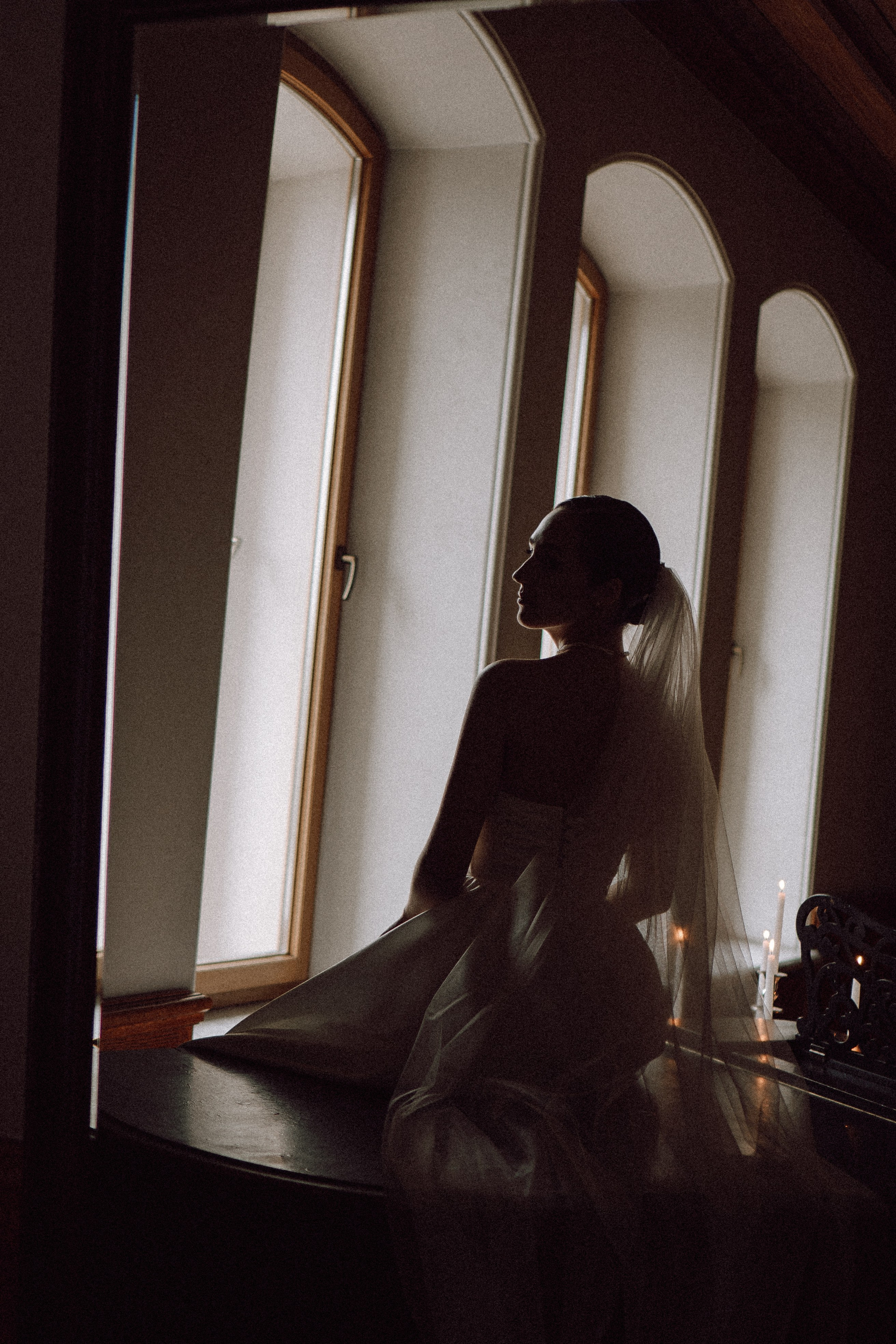 СВАДЕБНАЯ ПРОГУЛКА В САНТК-ПЕТЕРБУРГЕ (ИСАКИЕВСКИЙ СОБОР, ЗИМНЯЯ КАНАВКА, ЭРМИТАЖ И БОЛЬШАЯ МОРСКАЯ УЛИЦА). Профессиональный фотограф, Санкт-Петербург — Виктория Богомолова