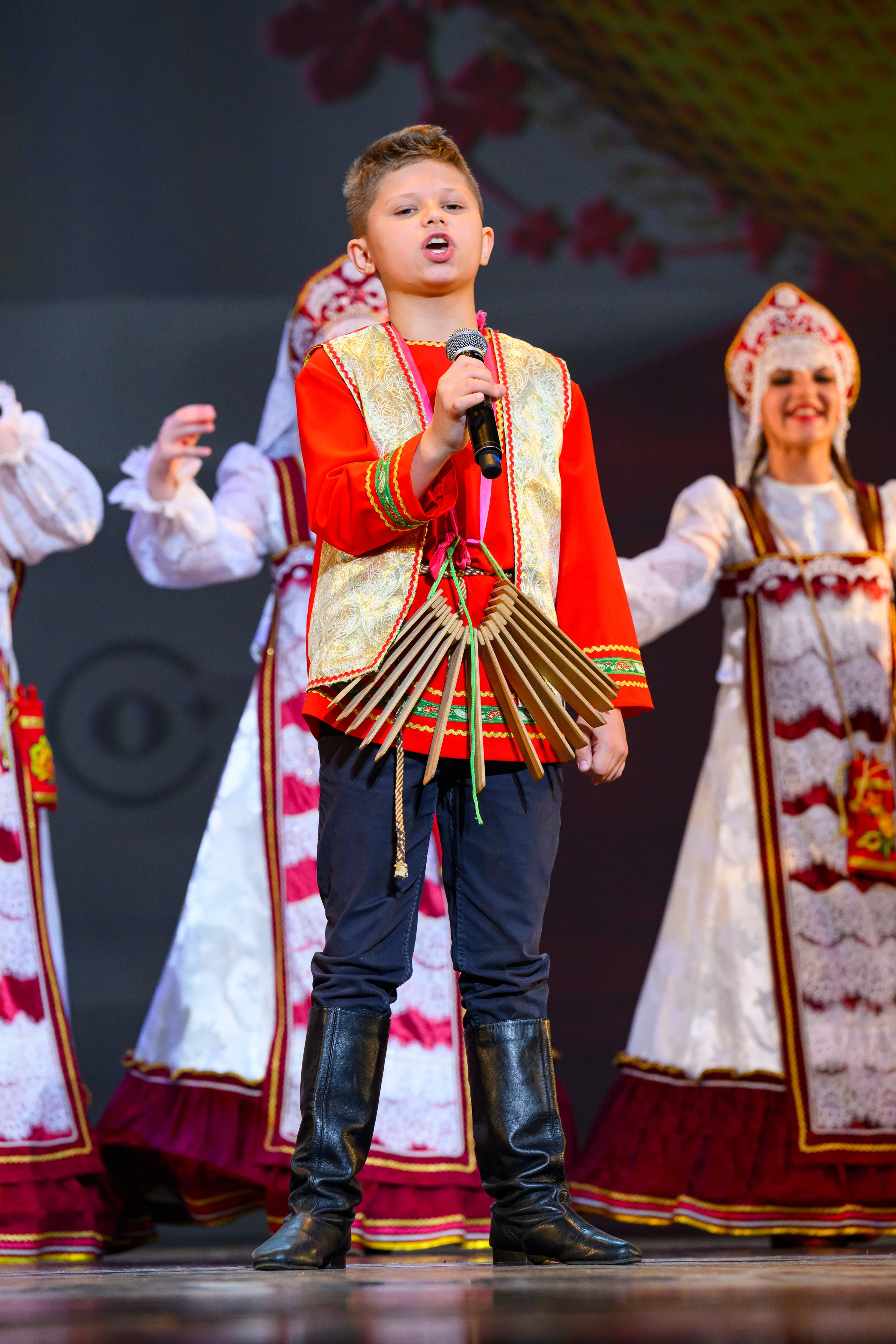 23 апреля, часть 1, БКЗ Октябрьский, г. Санкт-Петербург. Золотое яблочко