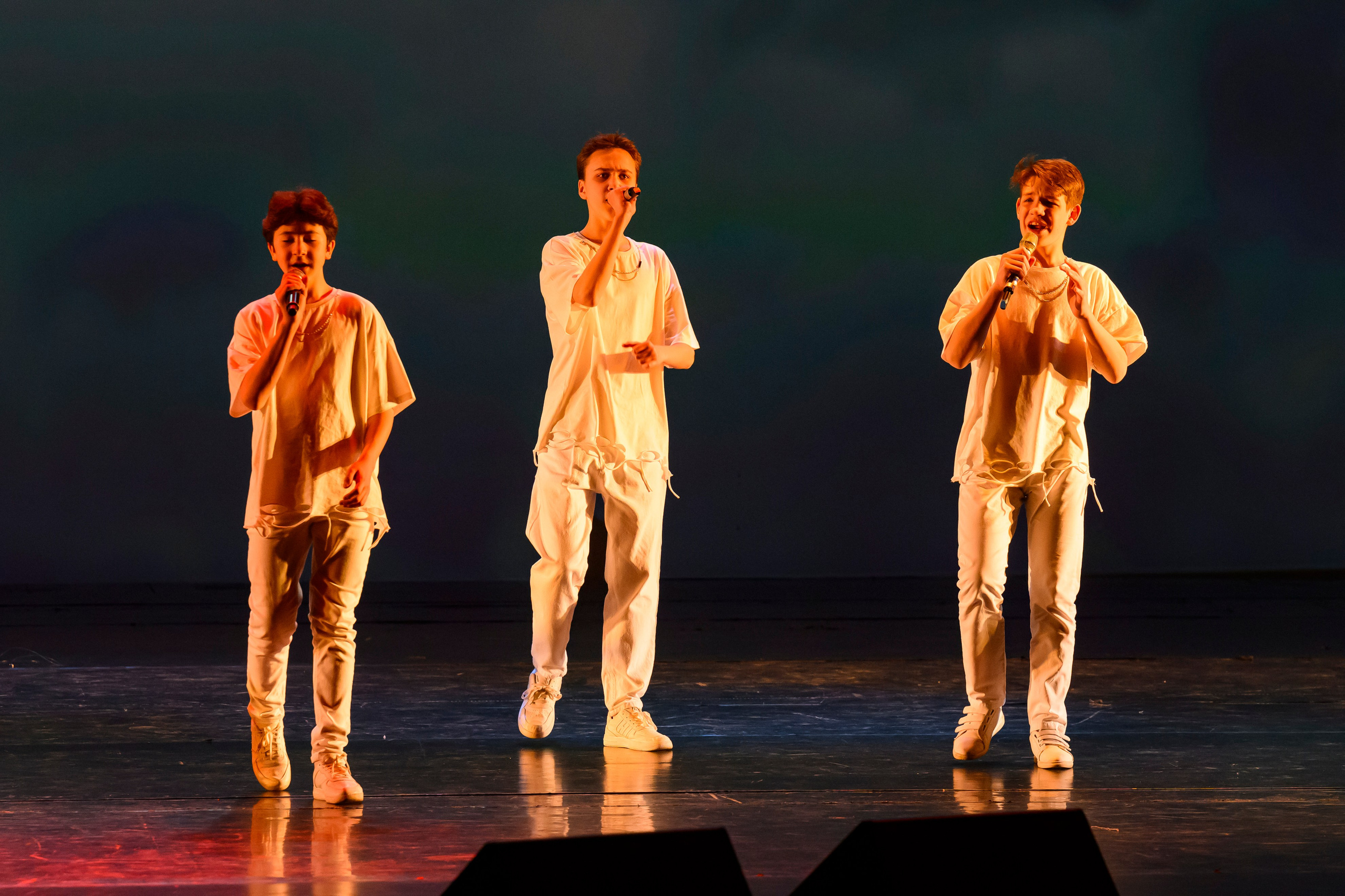 23 апреля, часть 1, БКЗ Октябрьский, г. Санкт-Петербург. Золотое яблочко