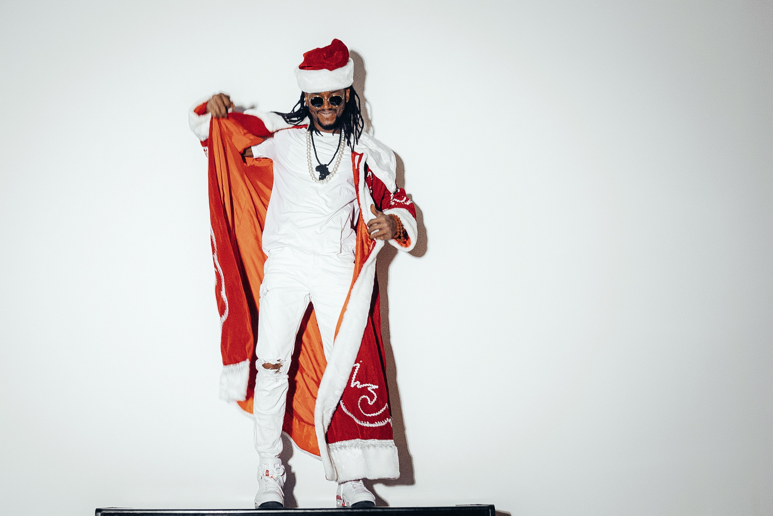 Не Дед мороз