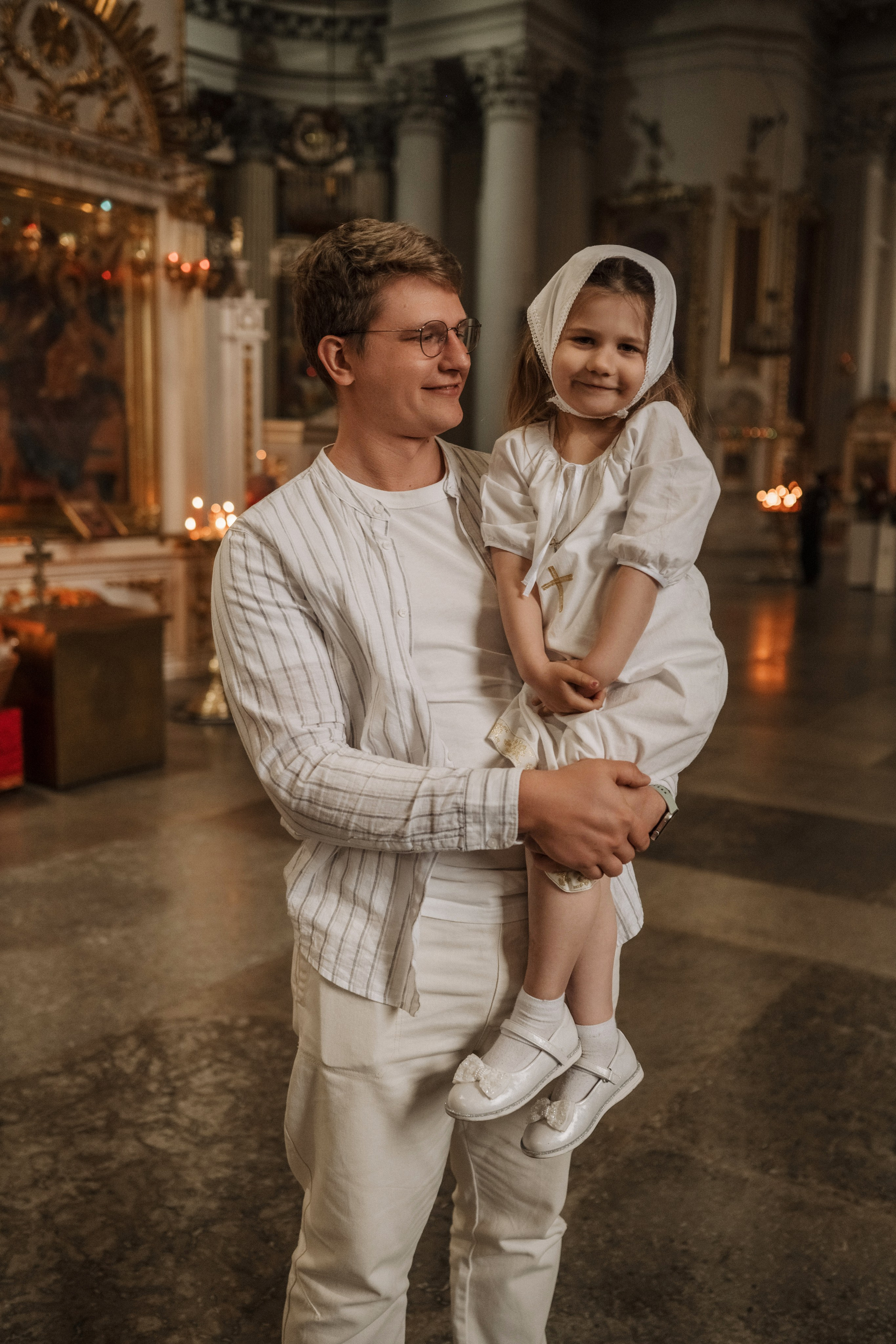 Аня и Лиза — Троицкий собор. Семейный фотограф/ фотограф на крещение в Санкт-Петербурге Дьяконова Валерия