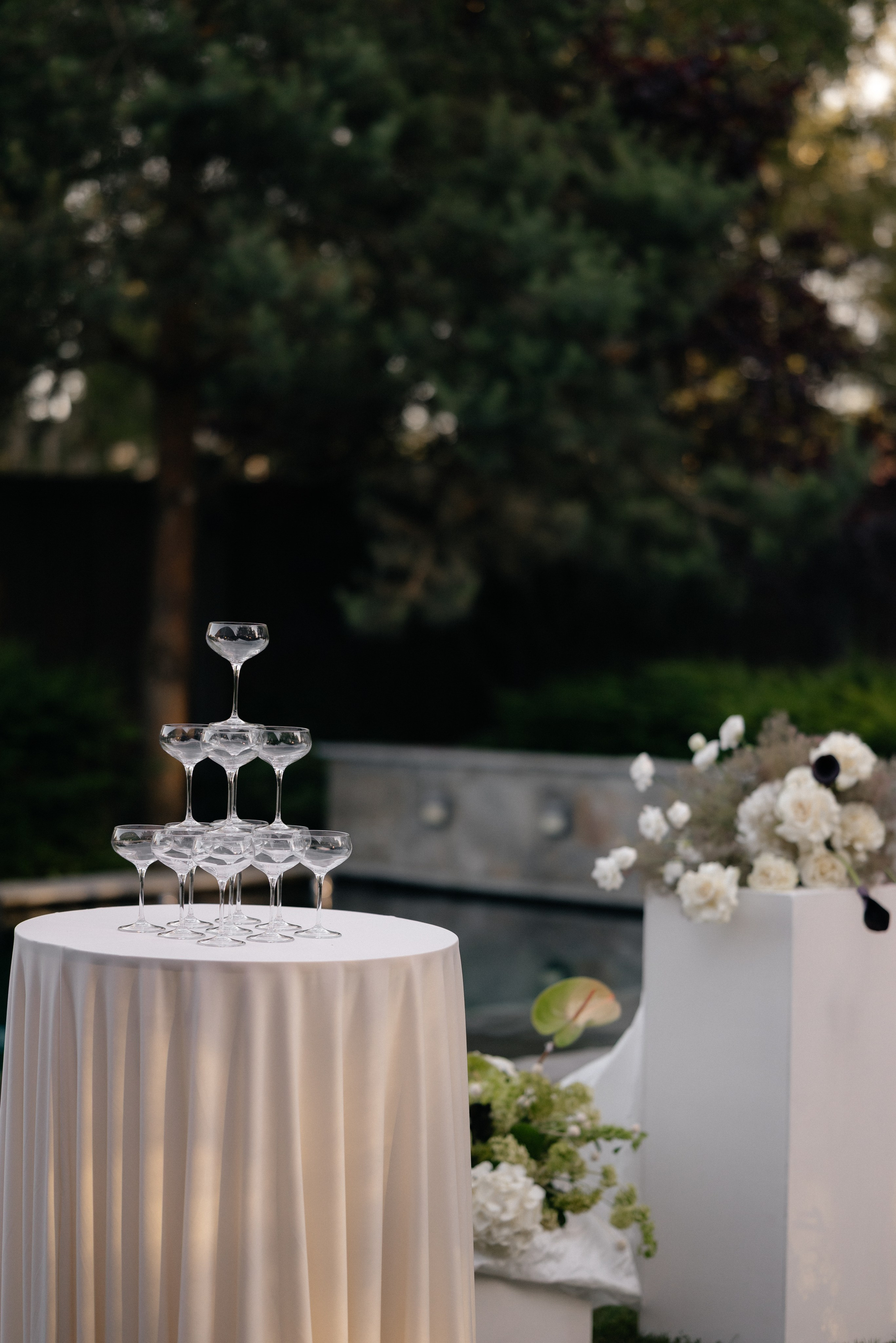 Wedding day in DELICE CHALET. Wedding PHOTOGRAPHER Andrew Vnukov