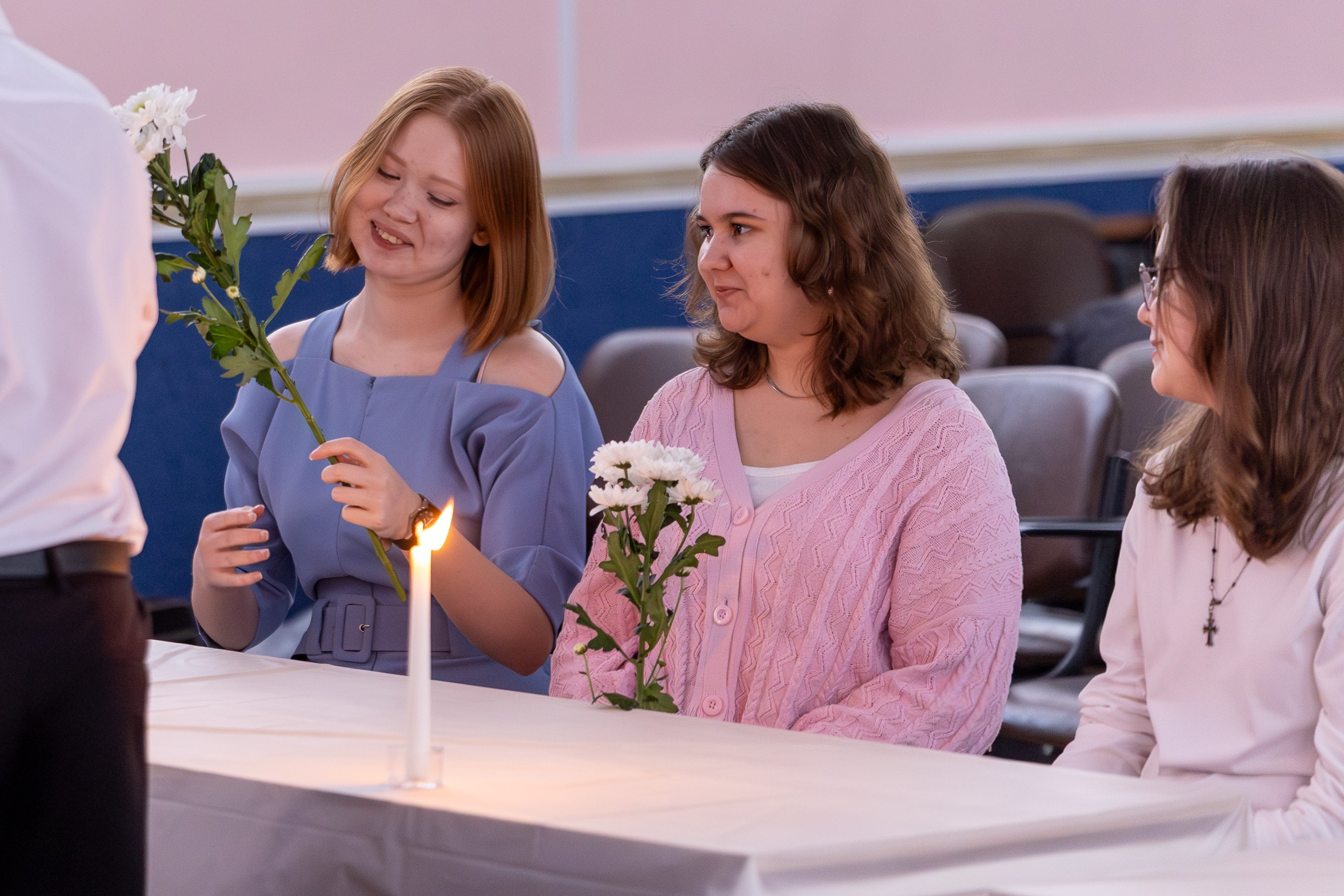 8 марта 2026. Поздравление ребят из 11 класса своих одноклассниц. Главная