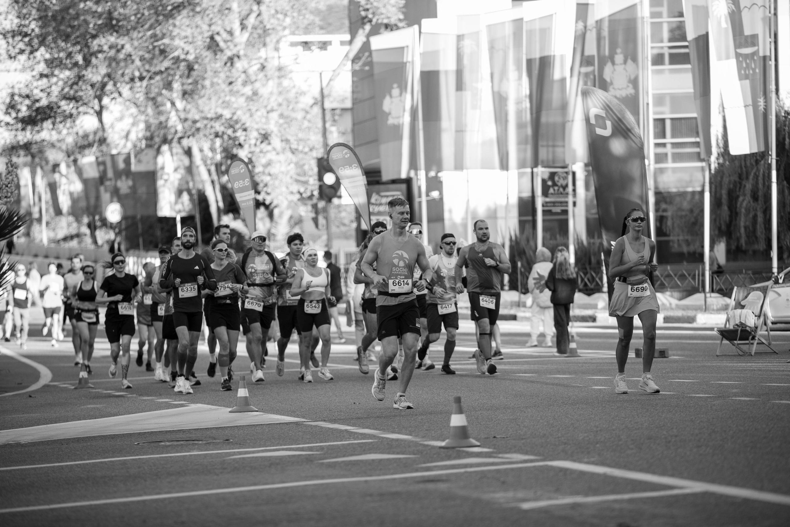 Сочи Марафон по бегу — 2025.11.03. Фотограф из Сочи Регина Труфанова