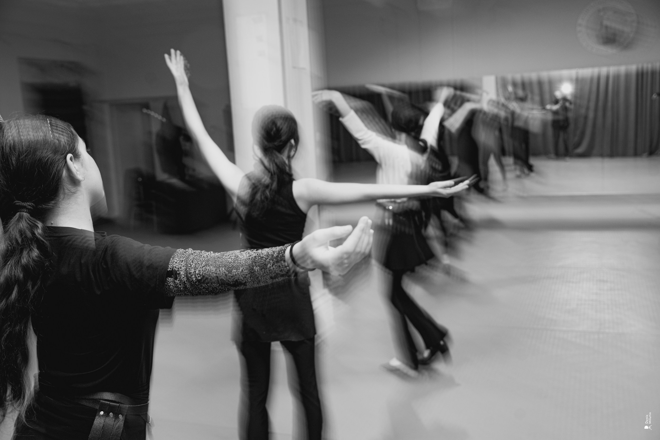 Серия Танцев теней. Портретный фотограф Денис Милютин