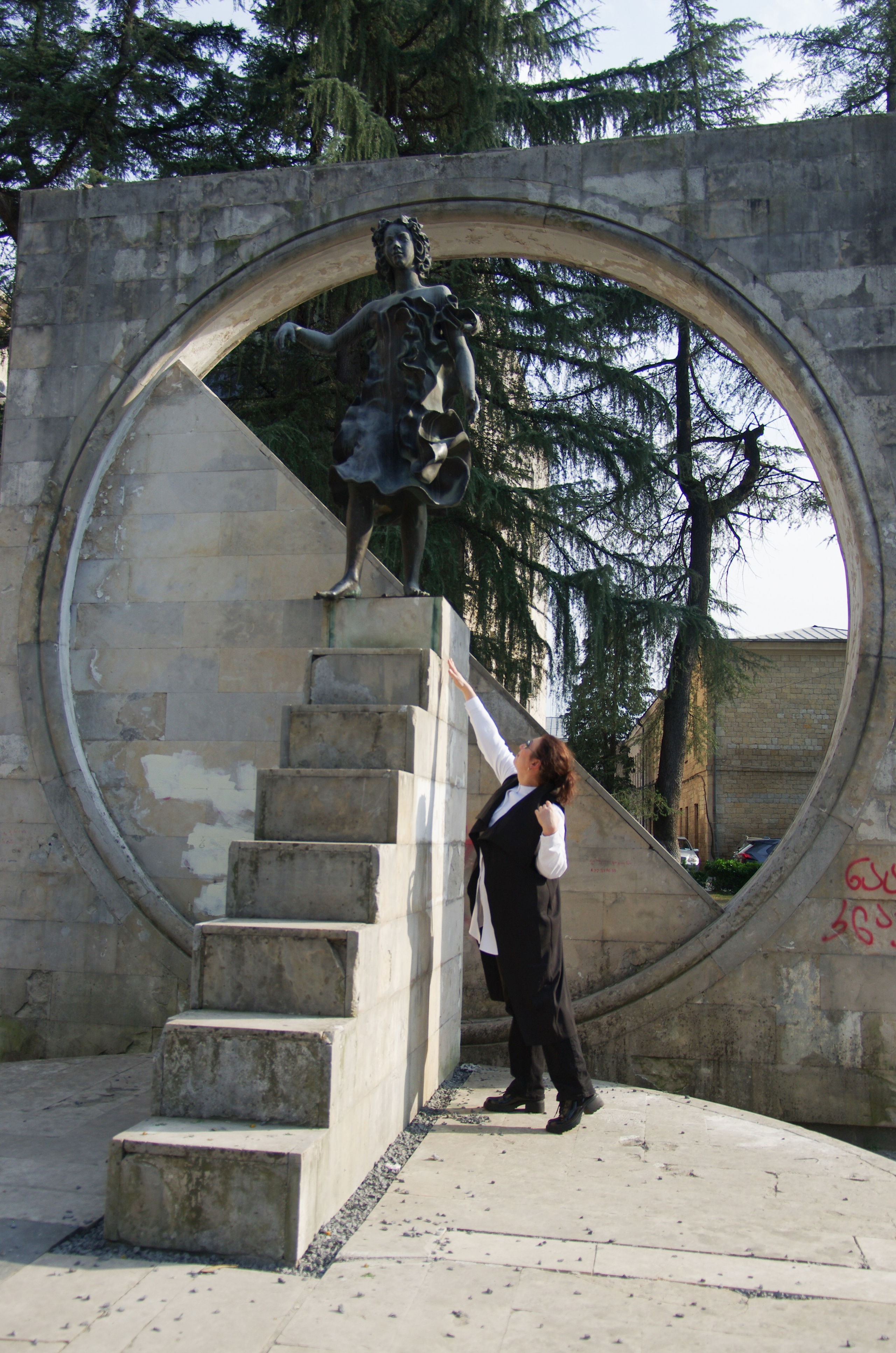 Элен в Кутаиси. Портретный фотограф Денис Милютин