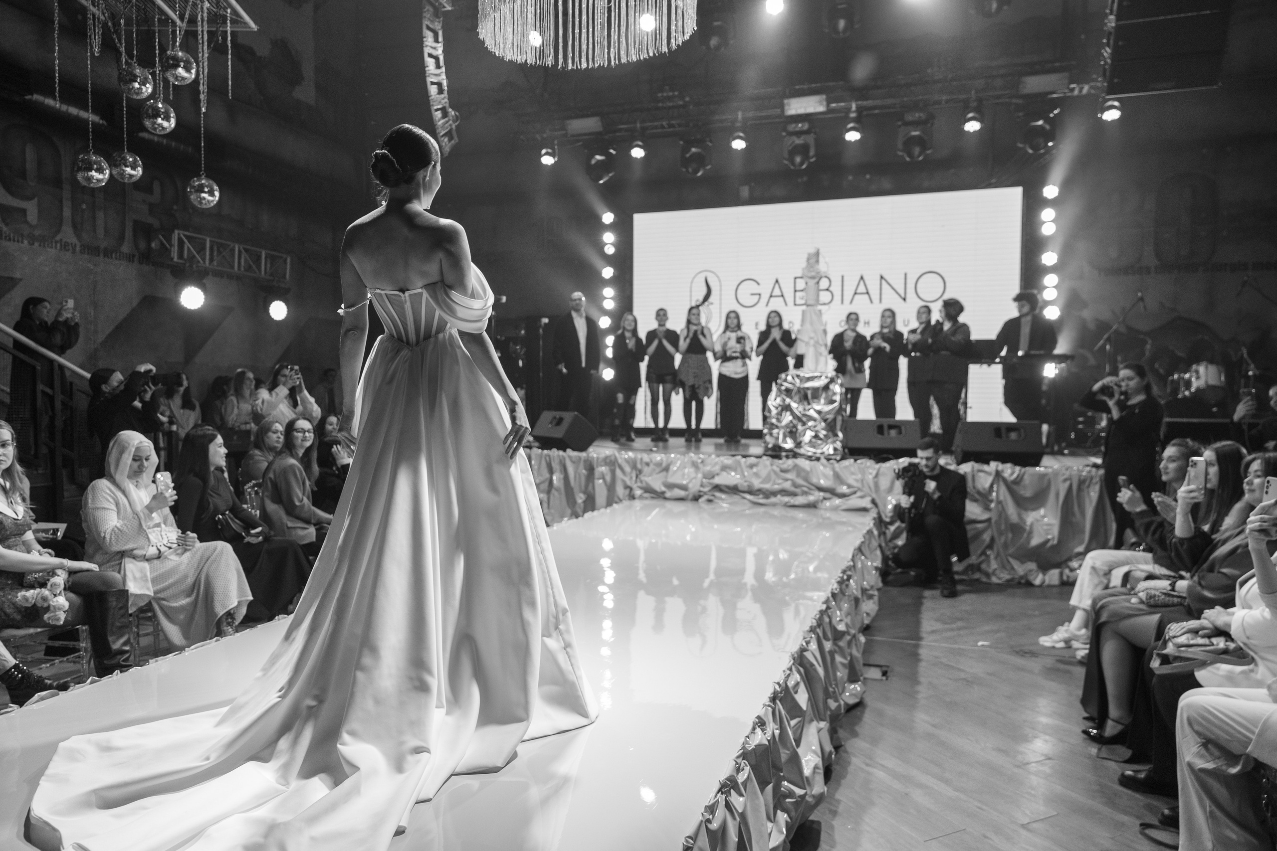 Показ Gabiano & Marry me. Свадебный и семейный фотограф Казань