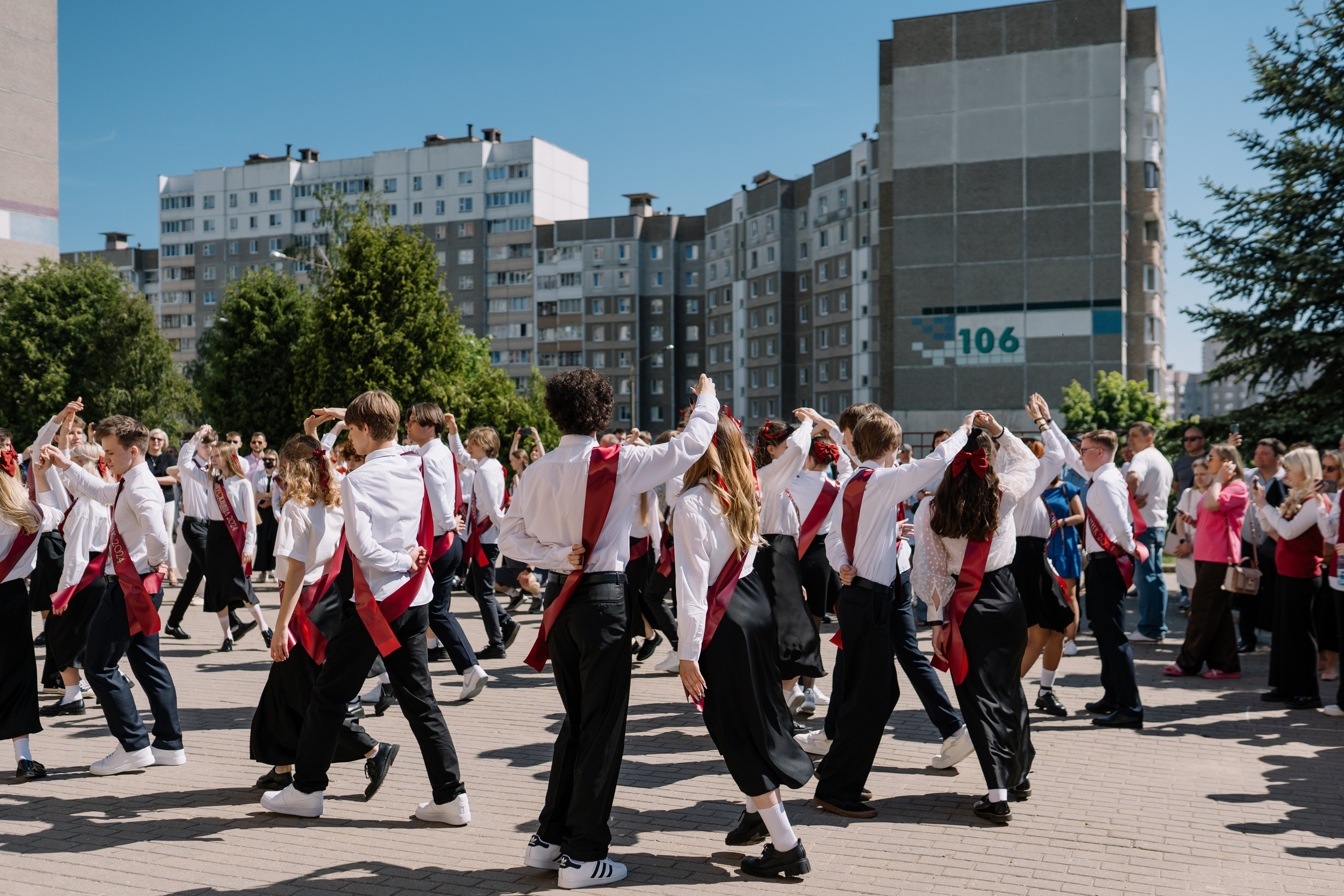 Последний звонок 37 школа