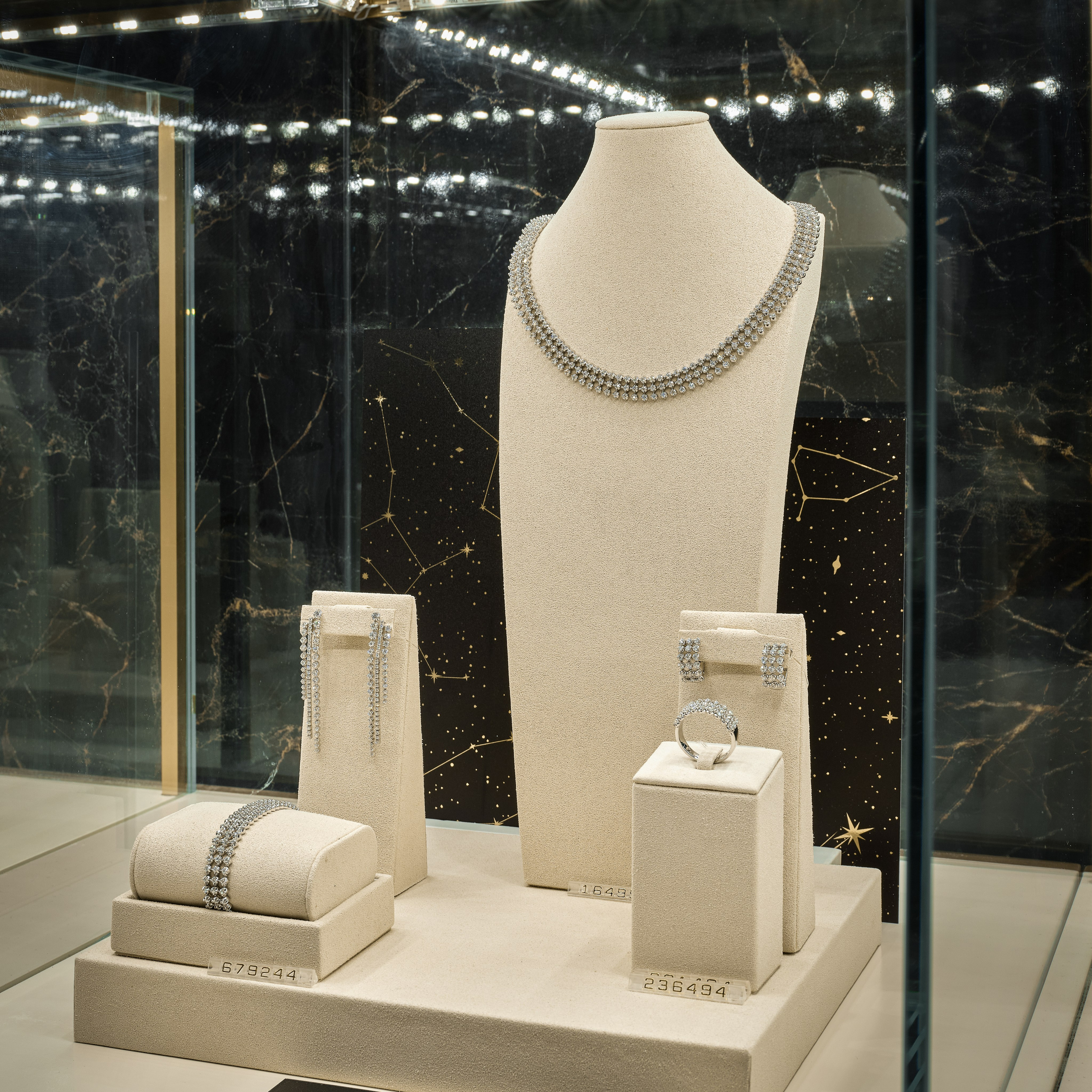 Ювелирный салон. Фотограф Наталья Вершинина