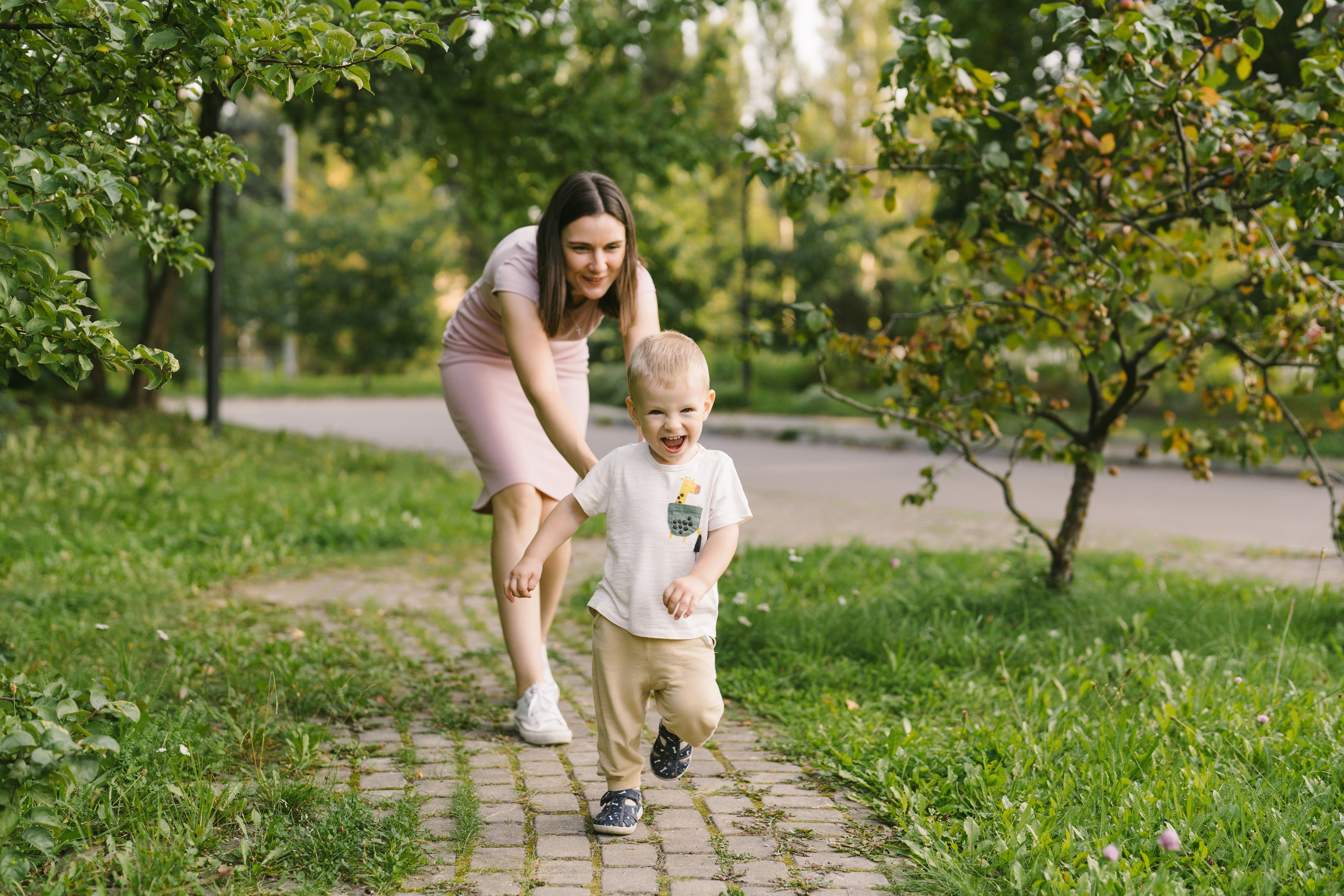 Семейная фотосессия в парке. Детский, семейный и ньюборн фотограф в Москве Юлия Шуарт
