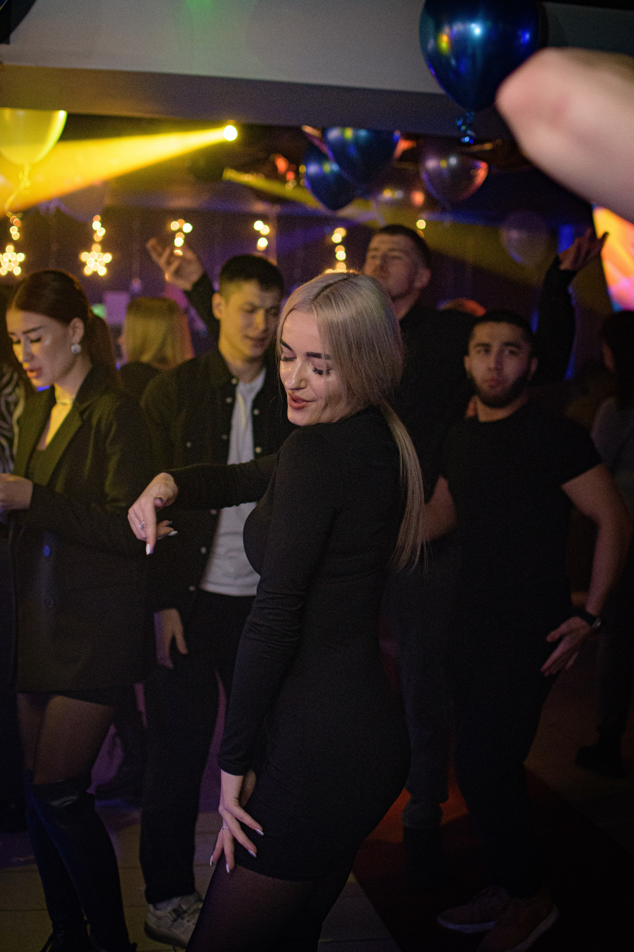 HOLLYWOOD / 6 YEARS. Photokarish