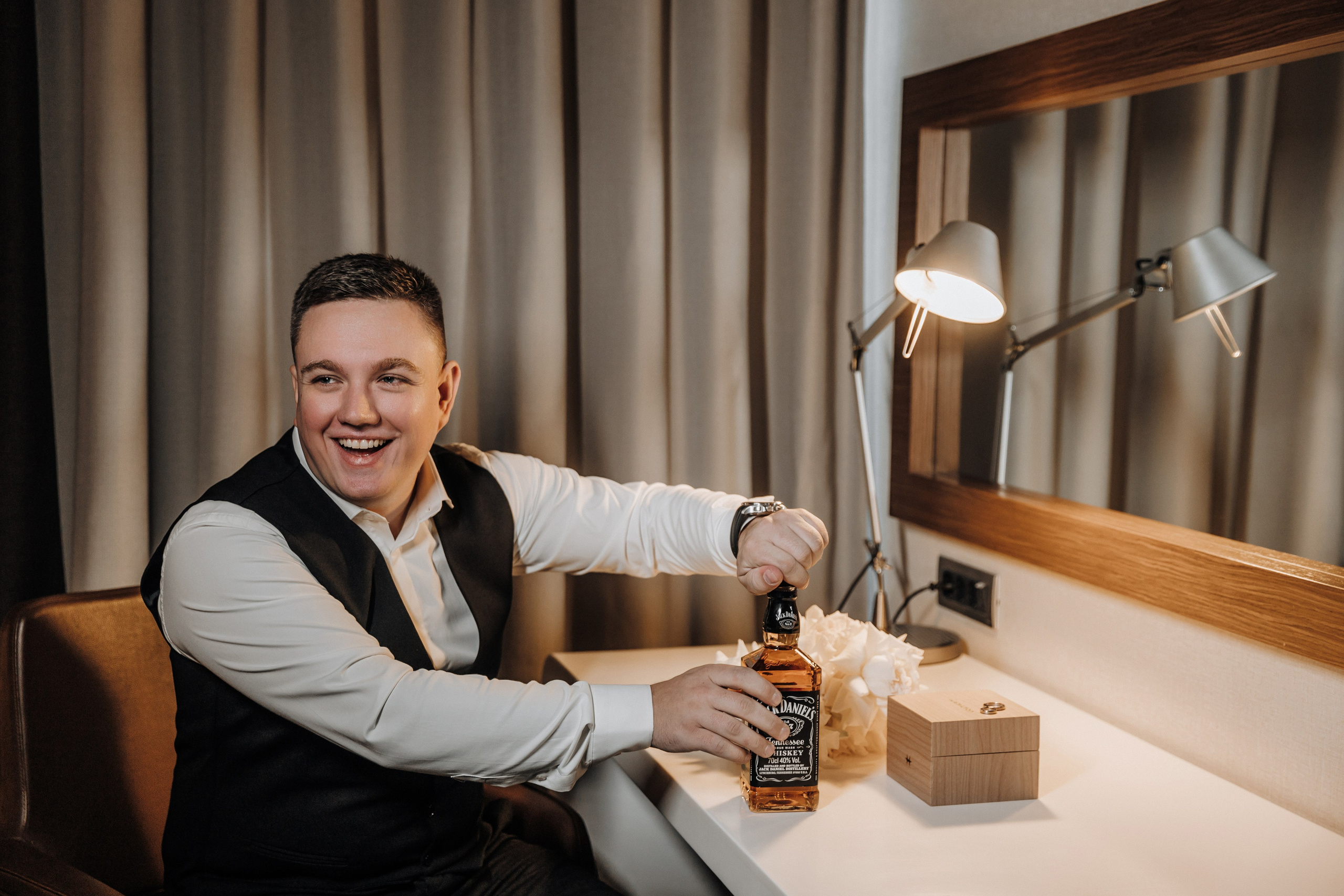 Саша и Миша. Свадебный фотограф и видеограф Когай Дмитрий и Юлия