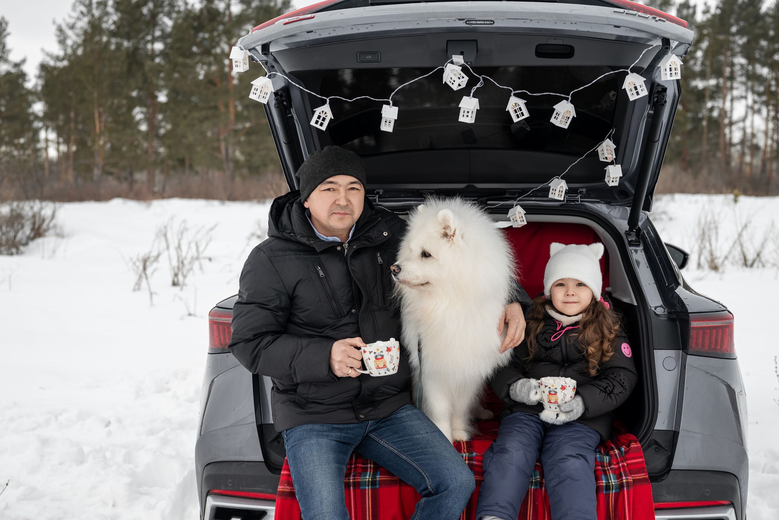 Фотопроект с Платоном и машиной на улице. Фотограф в городе Салават