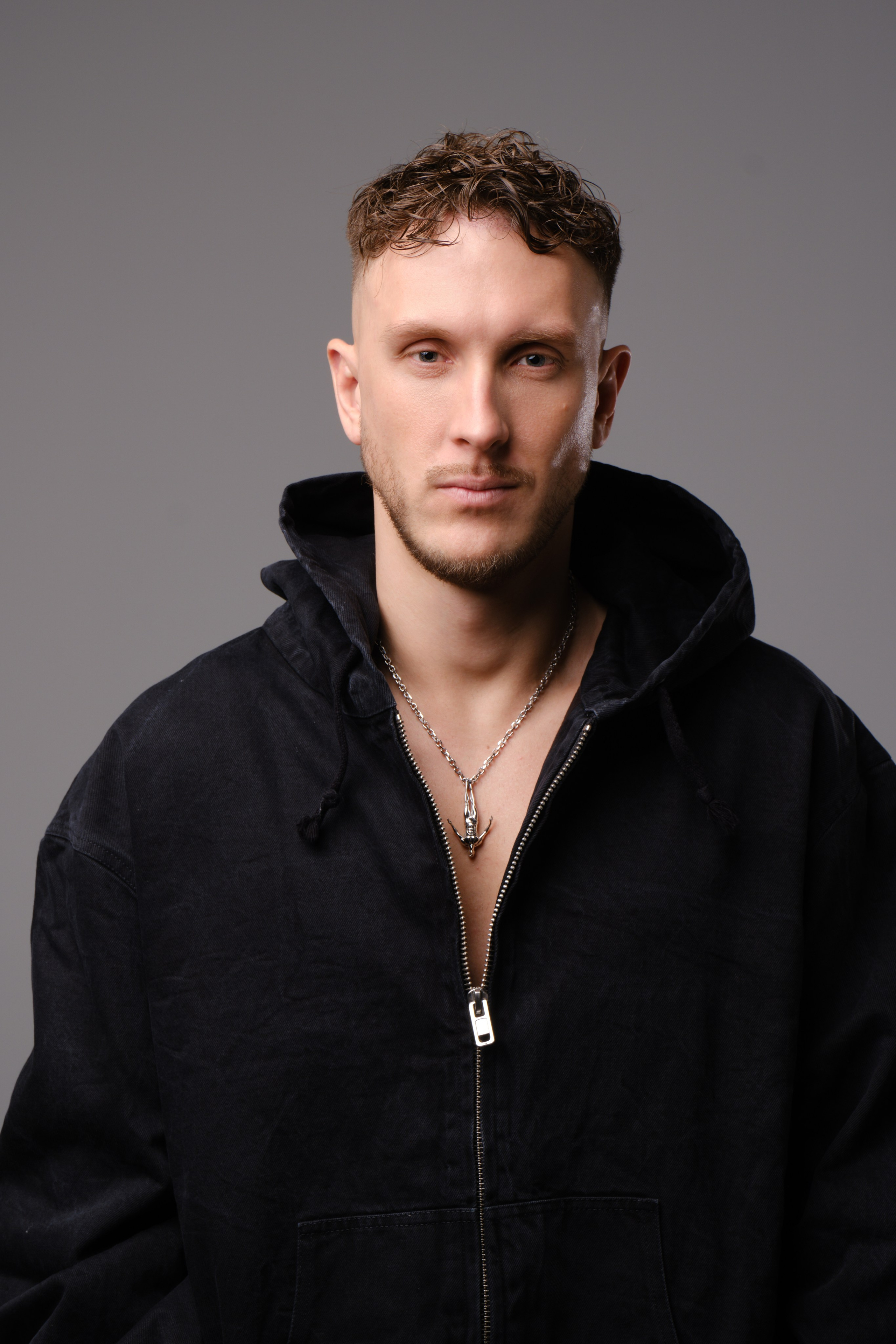 Мужские съемки разное. Профессиональный фотограф в Москве Павел Жданов