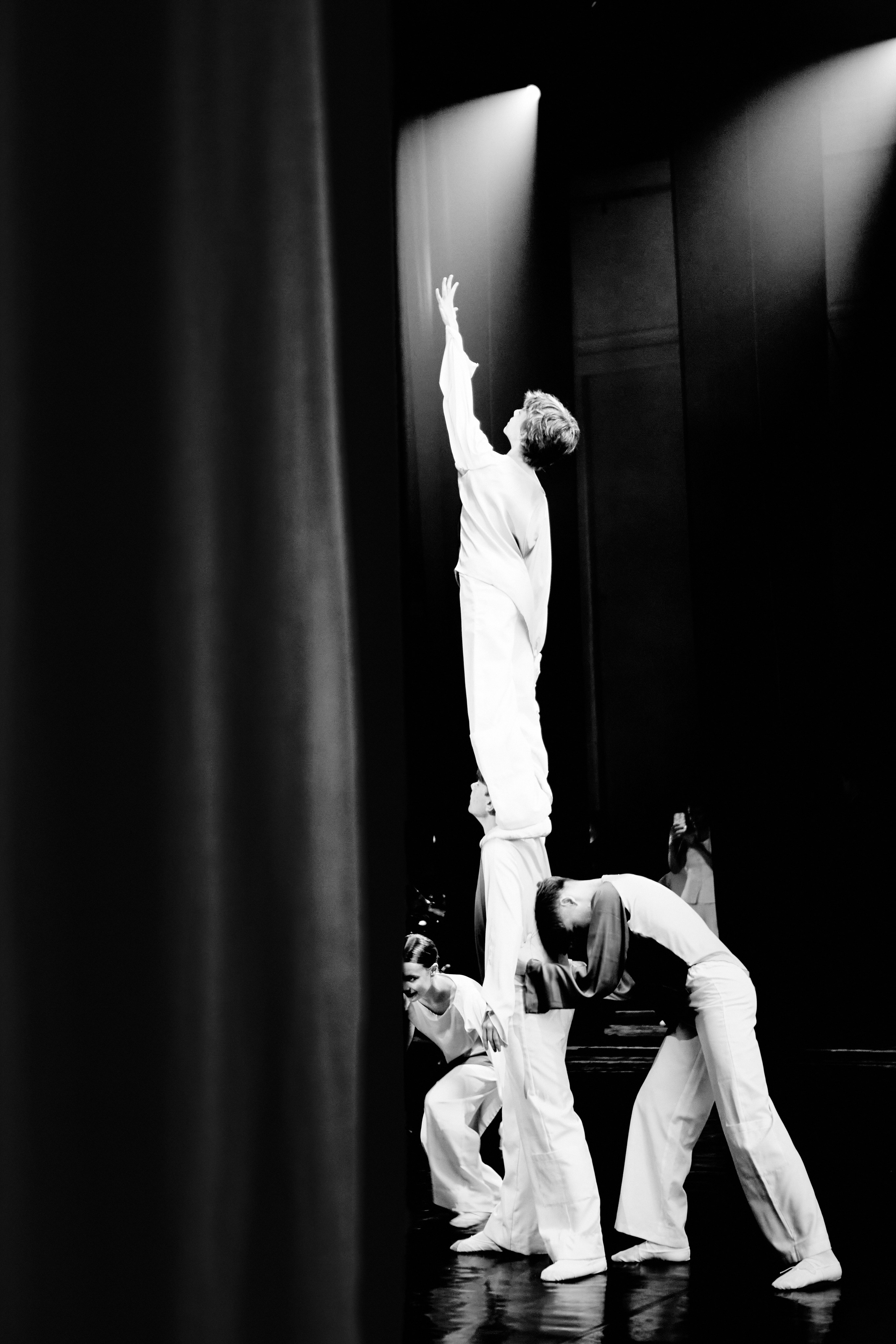 Backstage of the Concert. Fashion Photographer Oxana Chernomorets