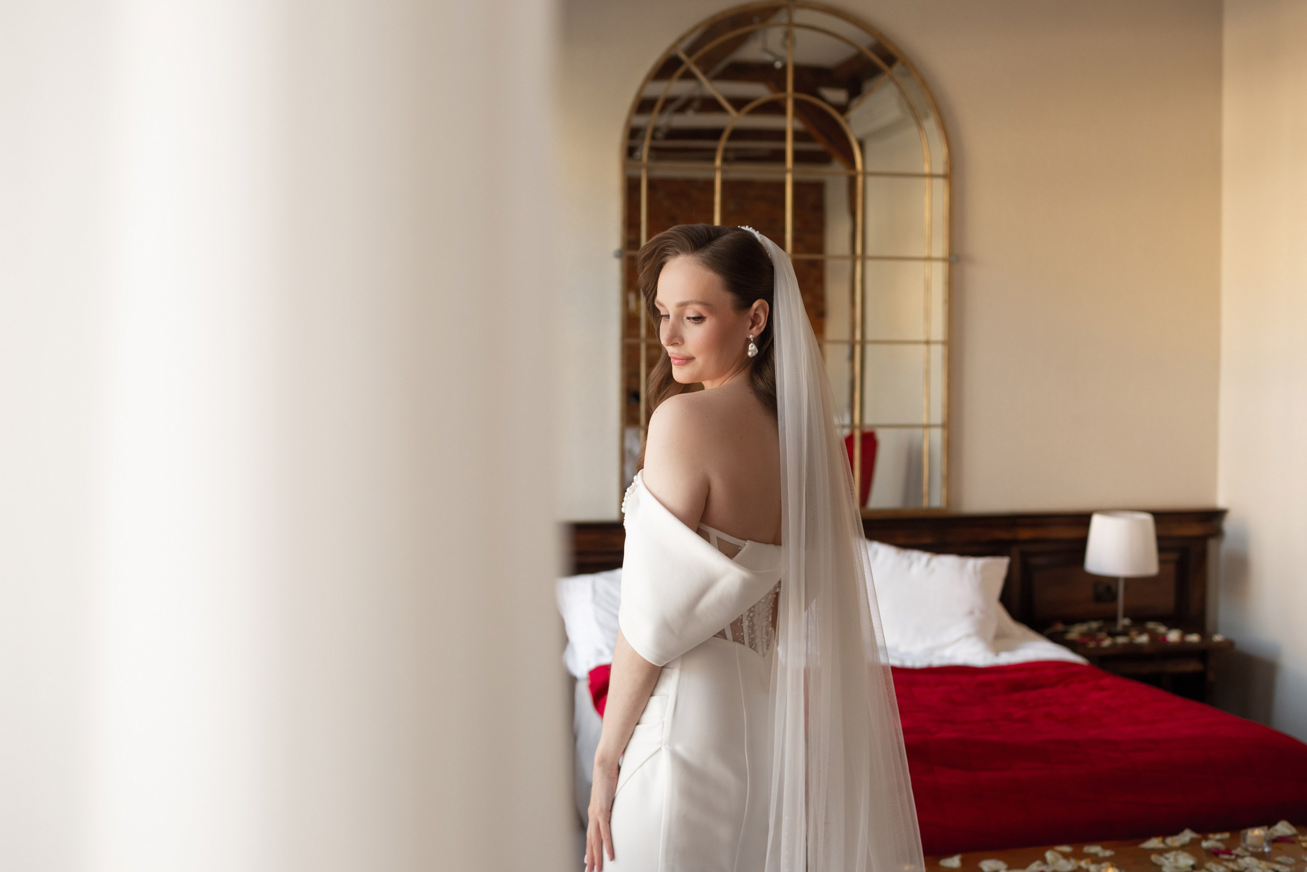 Свадьба в Петербурге в сентябре. Свадебный фотограф Кирилл Белый