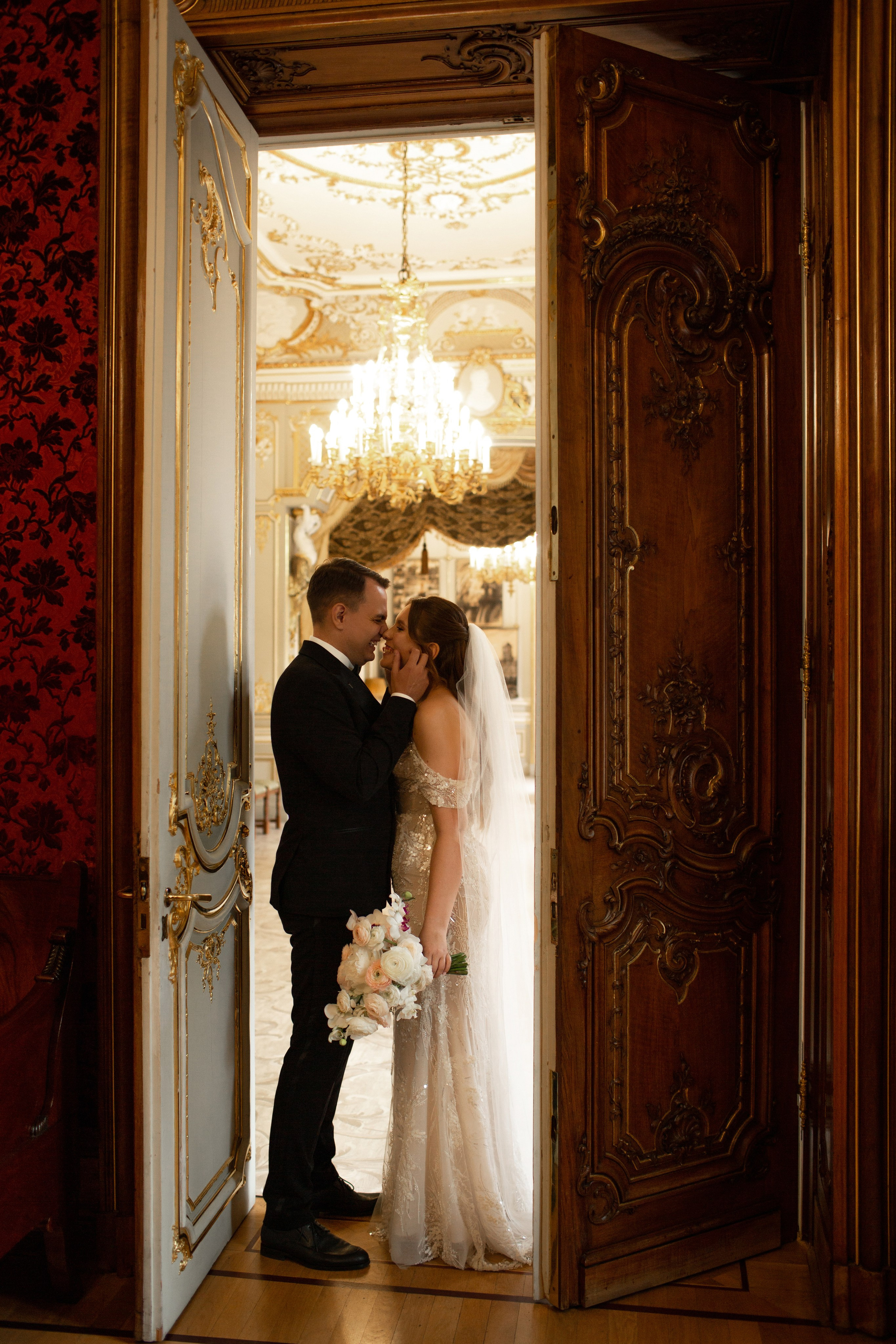 Свадебная фотосессия в Петербурге. Свадебный фотограф Кирилл Белый