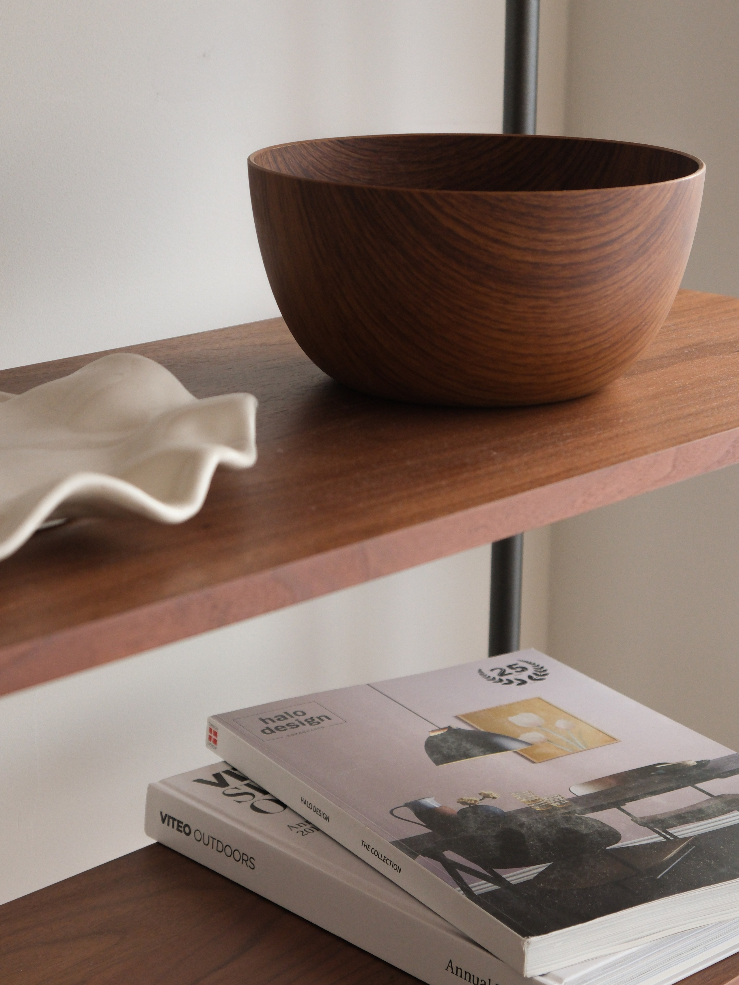 Shinee abayas. VonContent