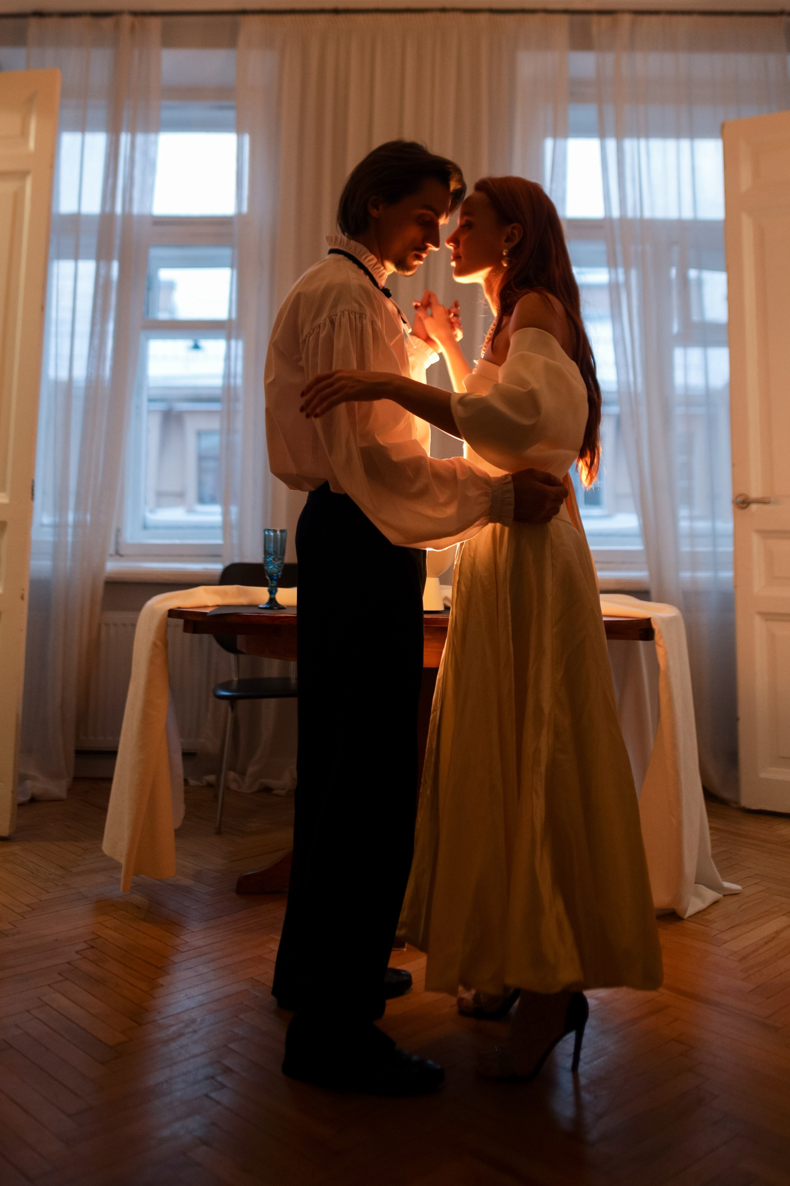 Леся и Никита (съёмка в съёмной квартире). Свадебный фотограф Беларусь Ольга Козыренко