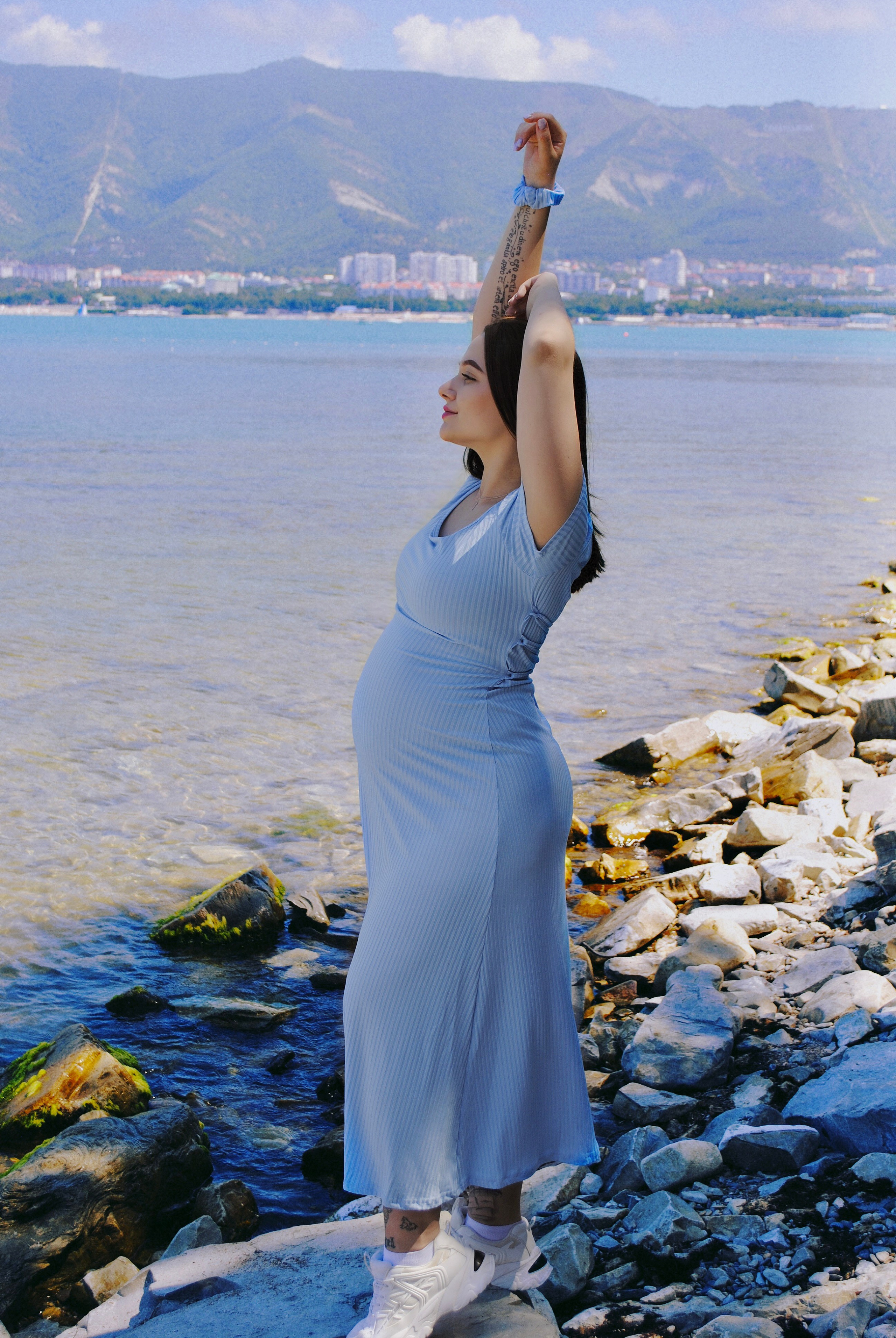 Беременность на берегу моря. Фотограф Мария Мусаелян