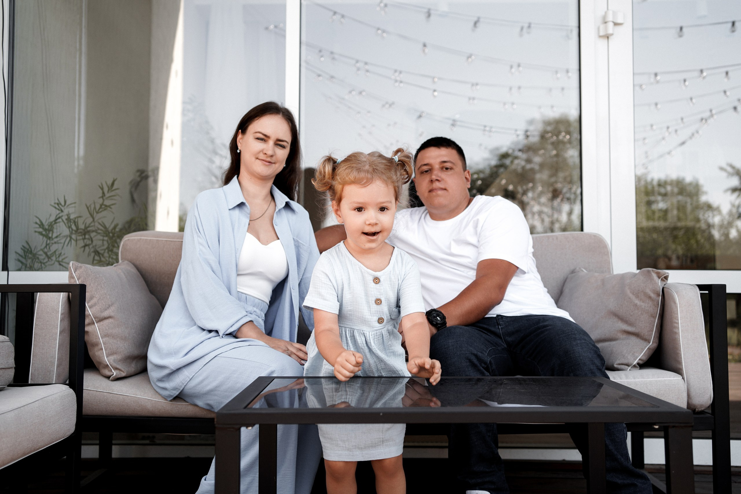 Семейная фотосессия в студии Терра в Новочеркасске. Фотограф Ростов-на-Дону. Свадебный фотограф в Ростове-на-Дону. Таинство Крещения и Венчания, семейные фотосессии. Алёна Чёботова